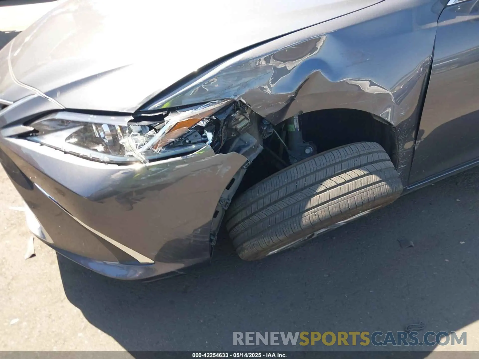 6 fotografías del automóvil dañado 58ACZ1B10RU161988 LEXUS ES 350 2024
