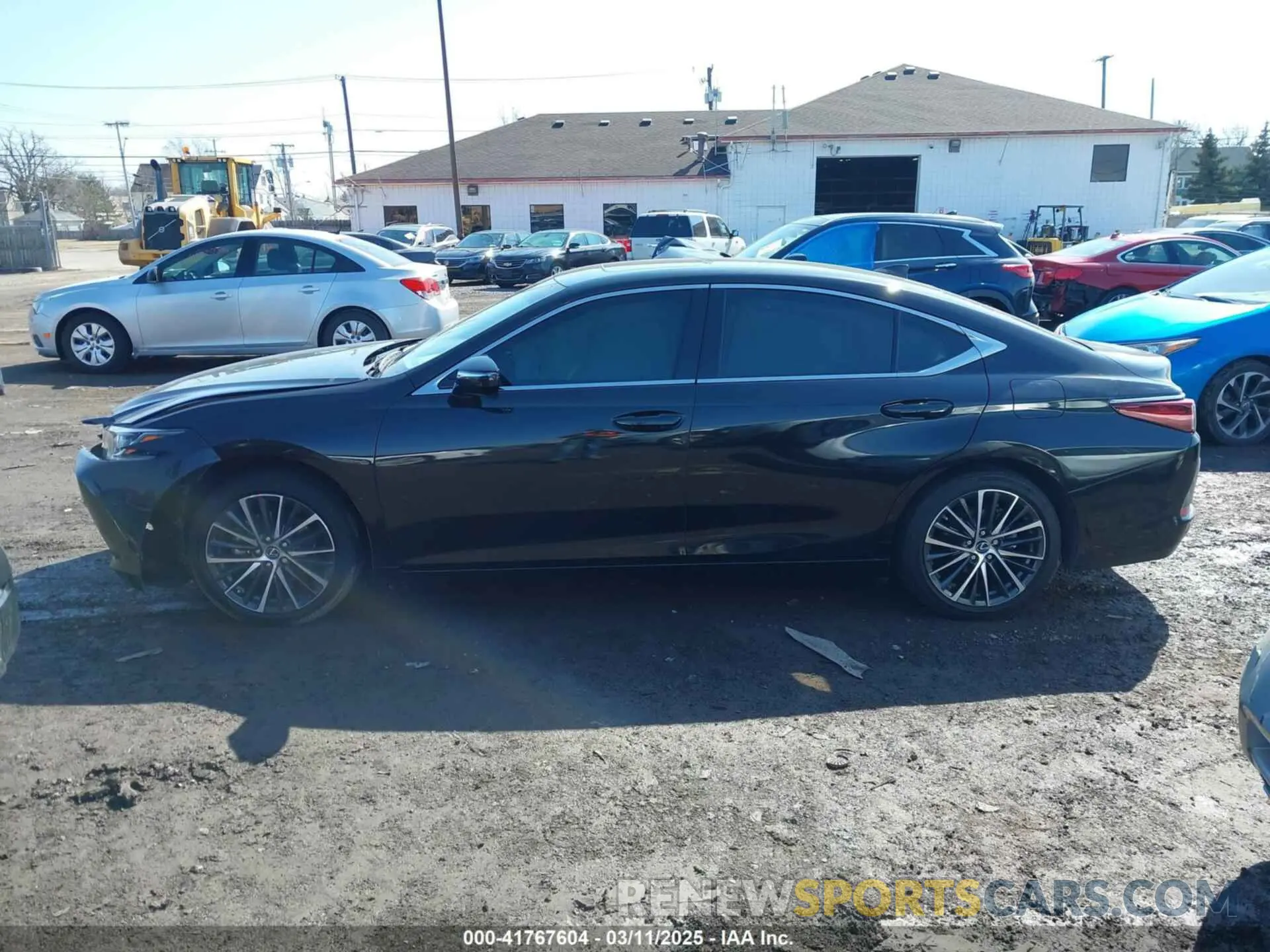 14 fotografías del automóvil dañado 58ADZ1B11RU182353 LEXUS ES 350 2024