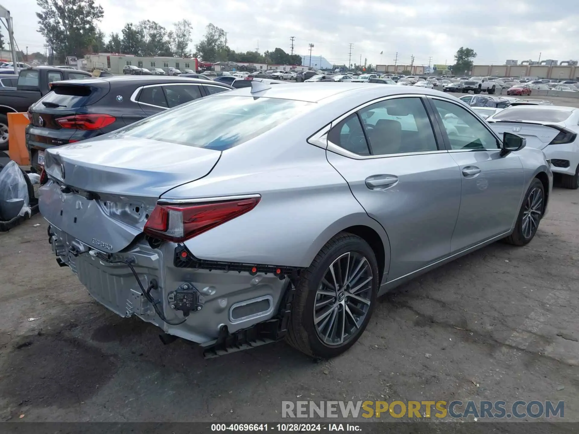 4 fotografías del automóvil dañado 58ADZ1B17RU180784 LEXUS ES 350 2024