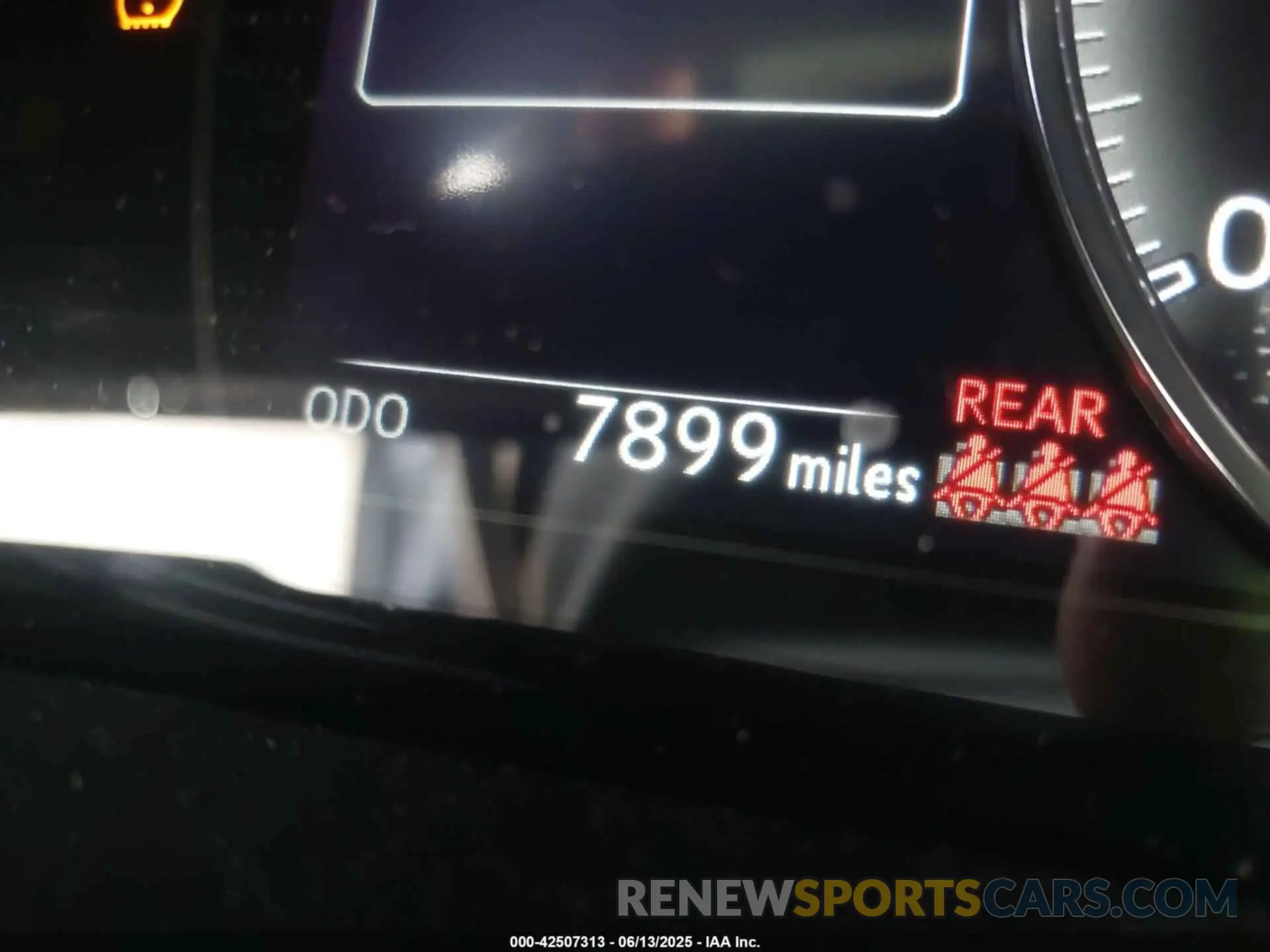 15 fotografías del automóvil dañado 58ADZ1B18RU169664 LEXUS ES 350 2024