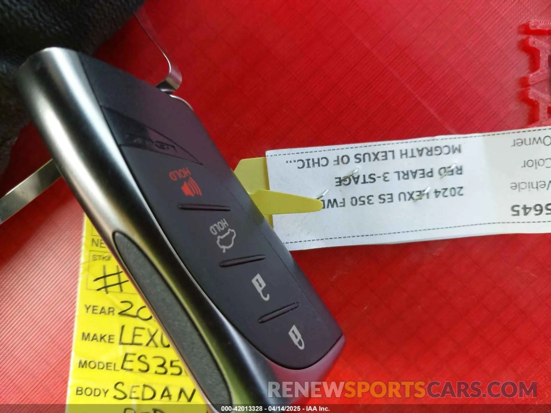 11 fotografías del automóvil dañado 58ADZ1B18RU181720 LEXUS ES 350 2024