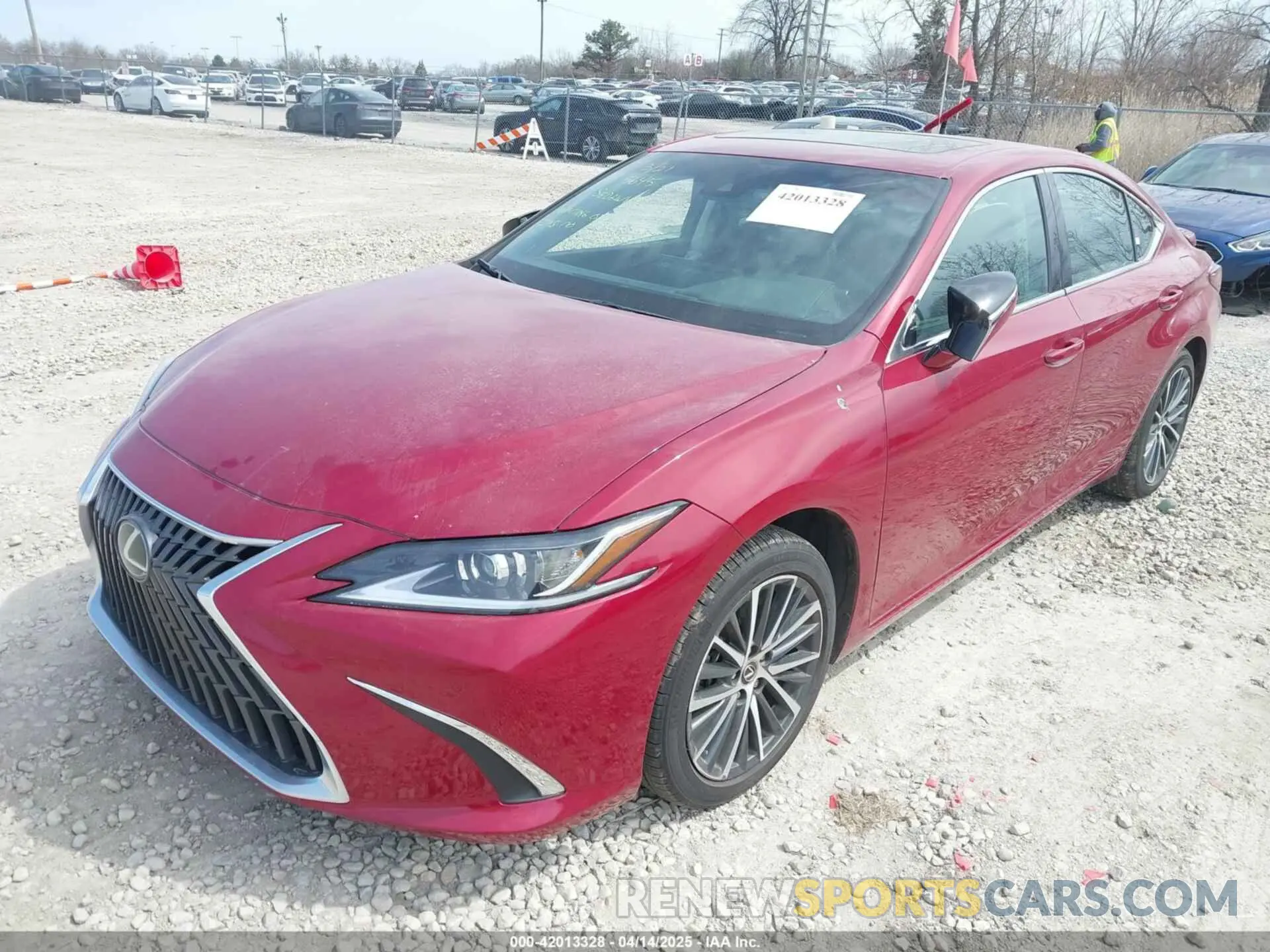 2 fotografías del automóvil dañado 58ADZ1B18RU181720 LEXUS ES 350 2024