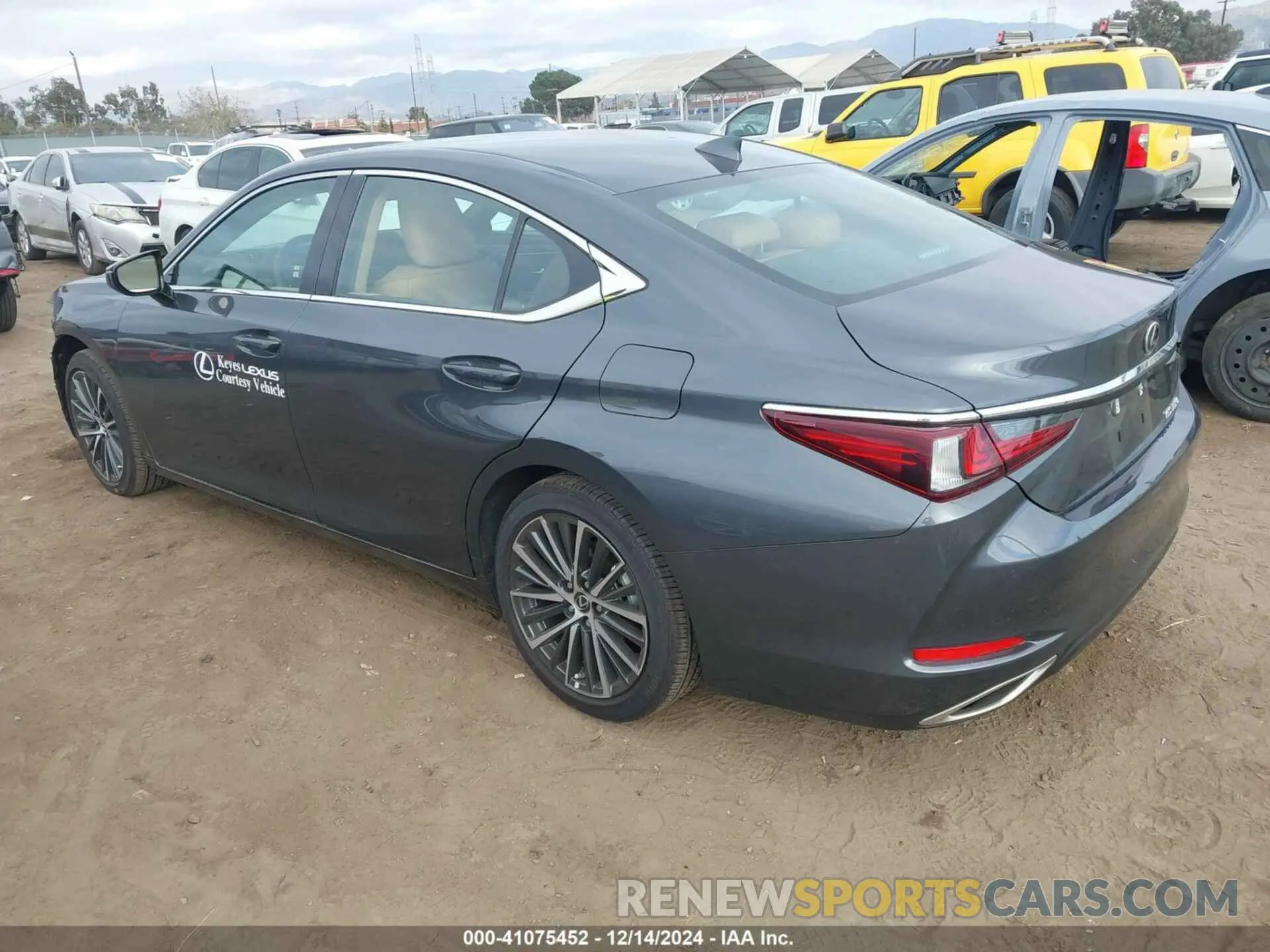 3 fotografías del automóvil dañado 58ADZ1B1XRU184294 LEXUS ES 350 2024