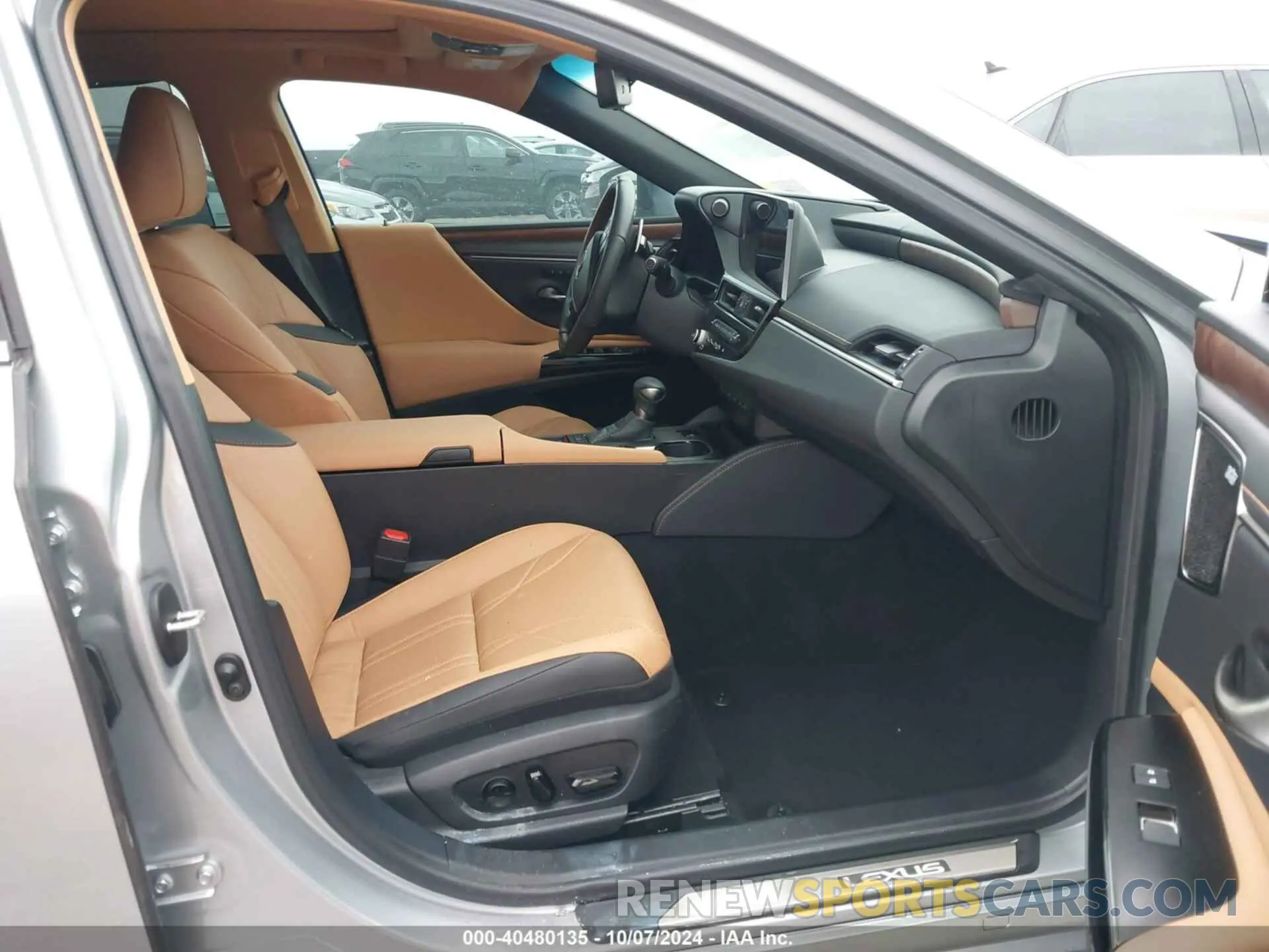 5 fotografías del automóvil dañado 58AFZ1B12RU171712 LEXUS ES 350 2024