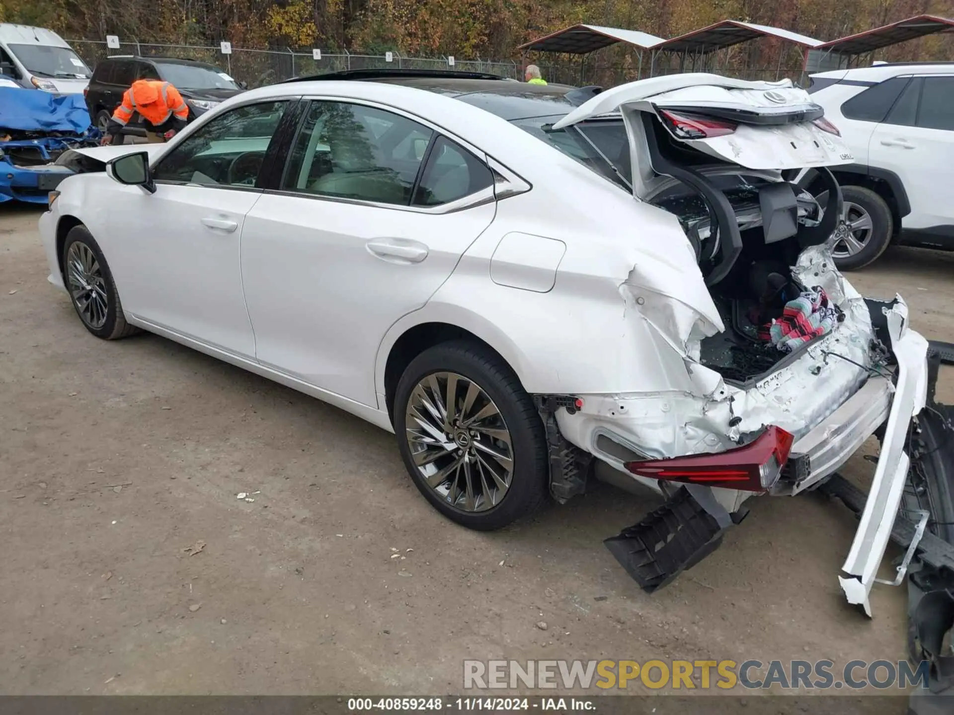 3 fotografías del automóvil dañado 58AFZ1B18RU161511 LEXUS ES 350 2024