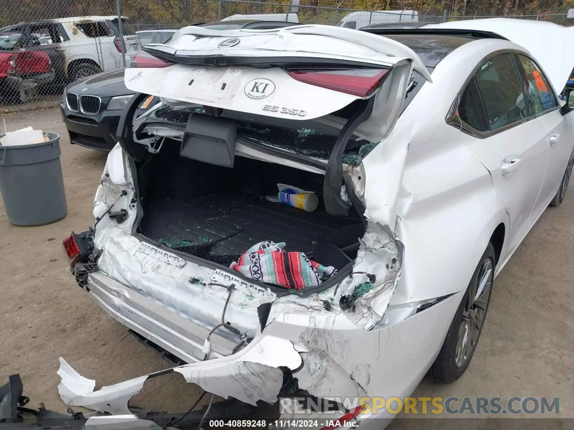 6 fotografías del automóvil dañado 58AFZ1B18RU161511 LEXUS ES 350 2024