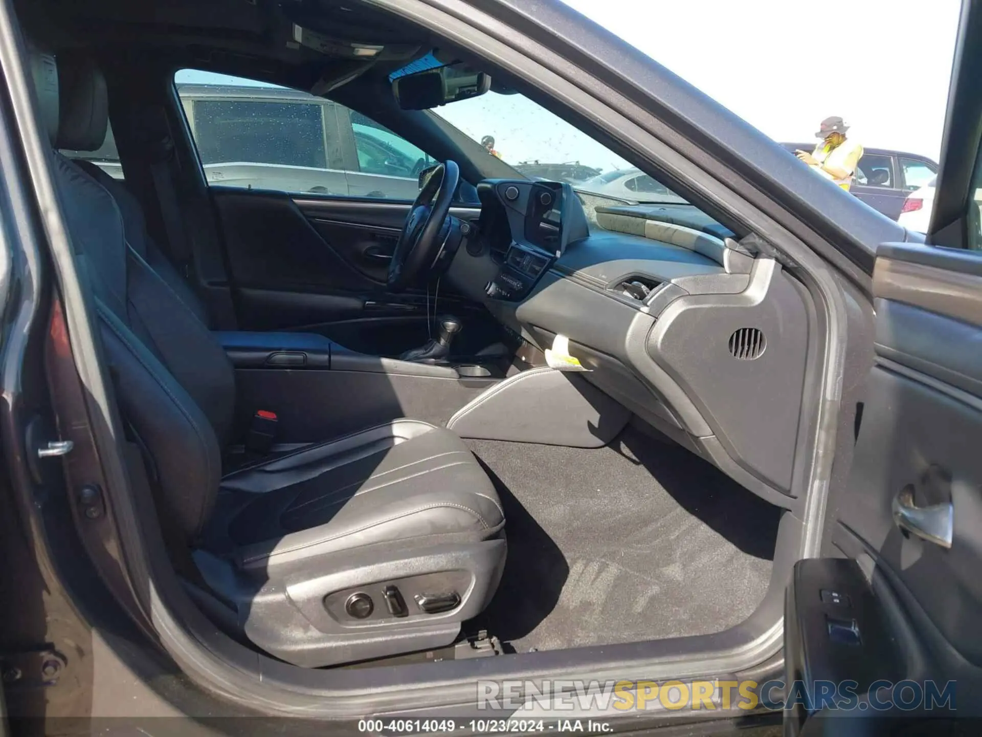 5 fotografías del automóvil dañado 58AJZ1B11RU179018 LEXUS ES 350 2024