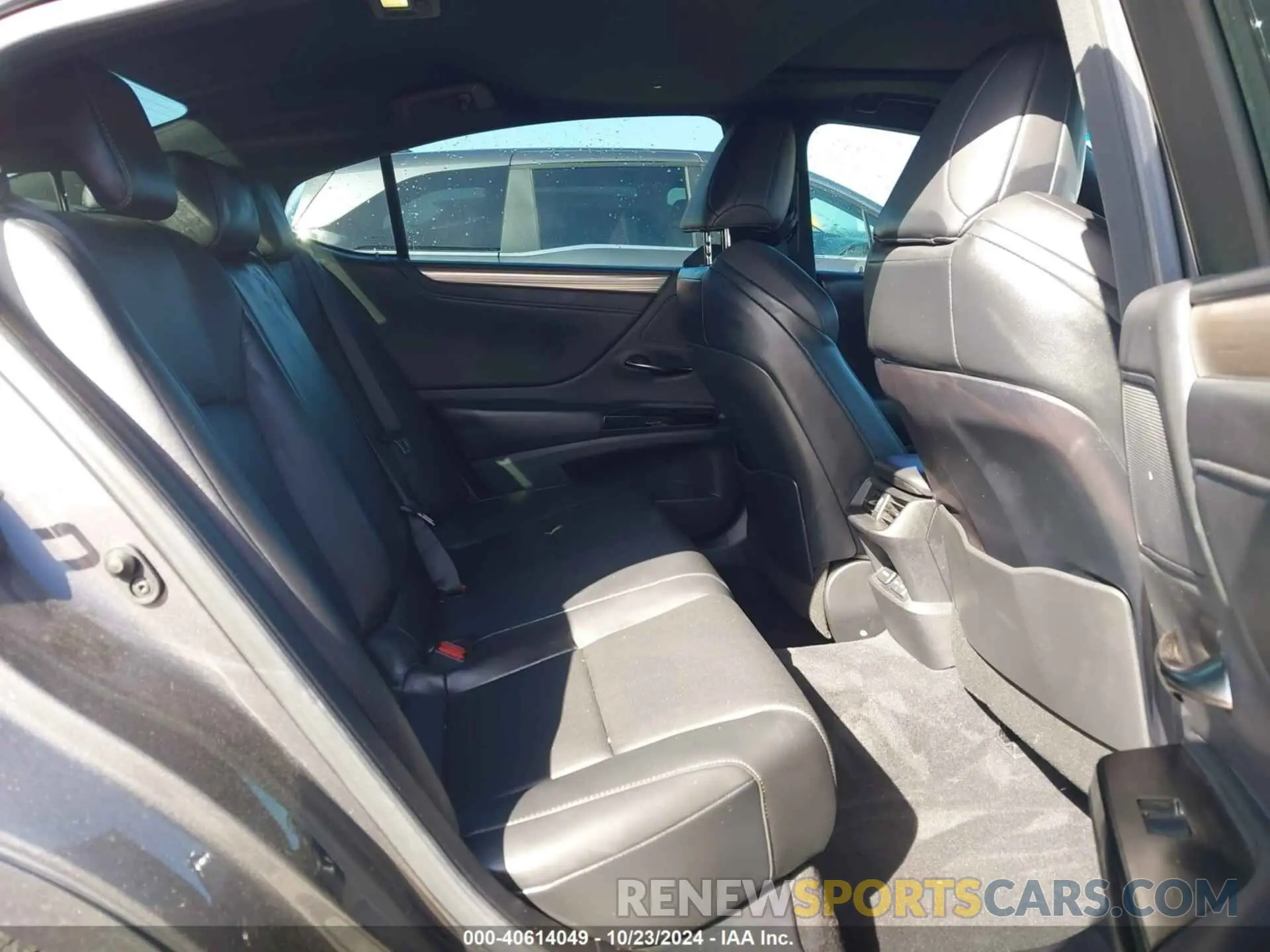 8 fotografías del automóvil dañado 58AJZ1B11RU179018 LEXUS ES 350 2024