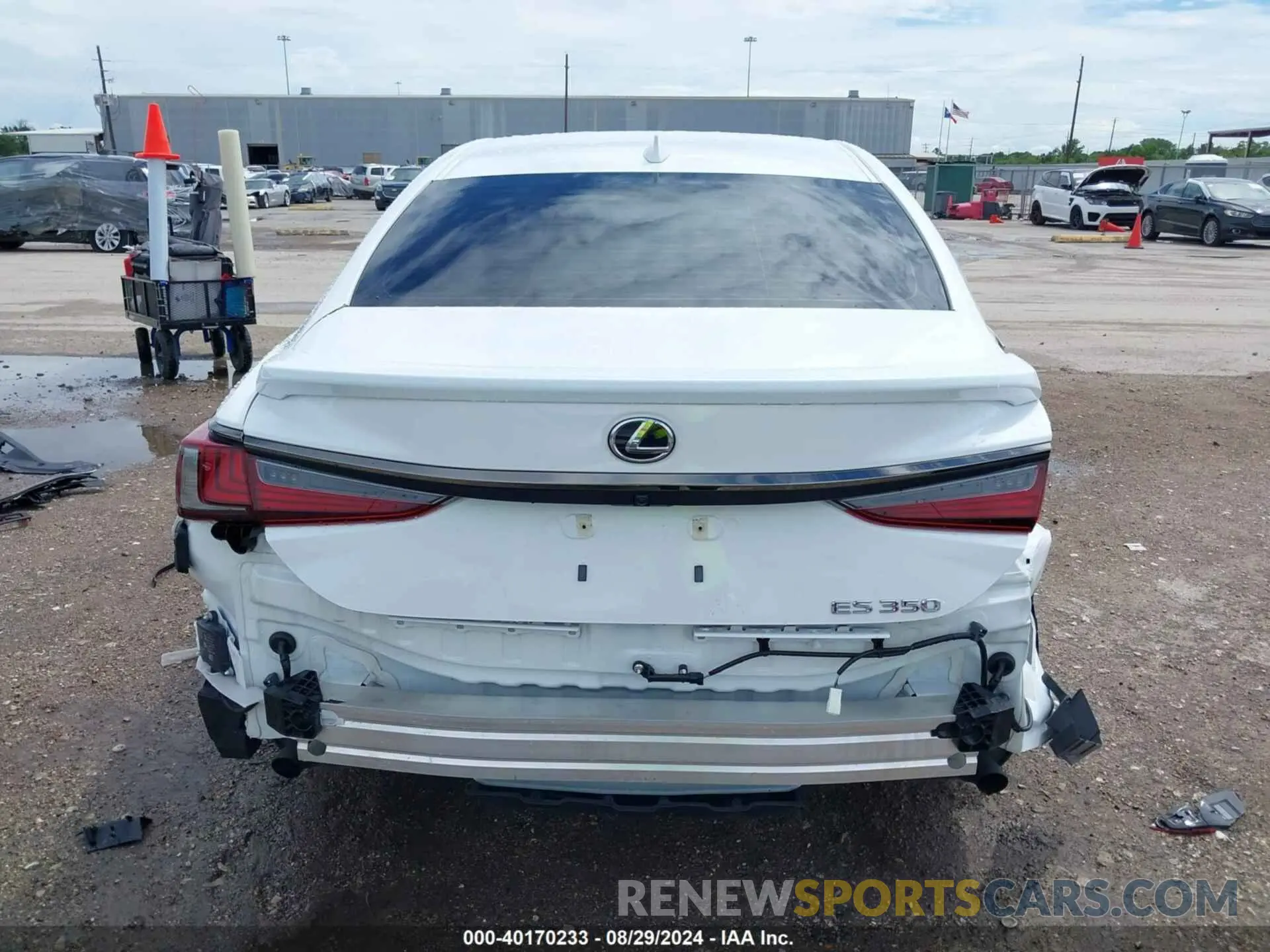 19 fotografías del automóvil dañado 58AJZ1B13RU160888 LEXUS ES 350 2024