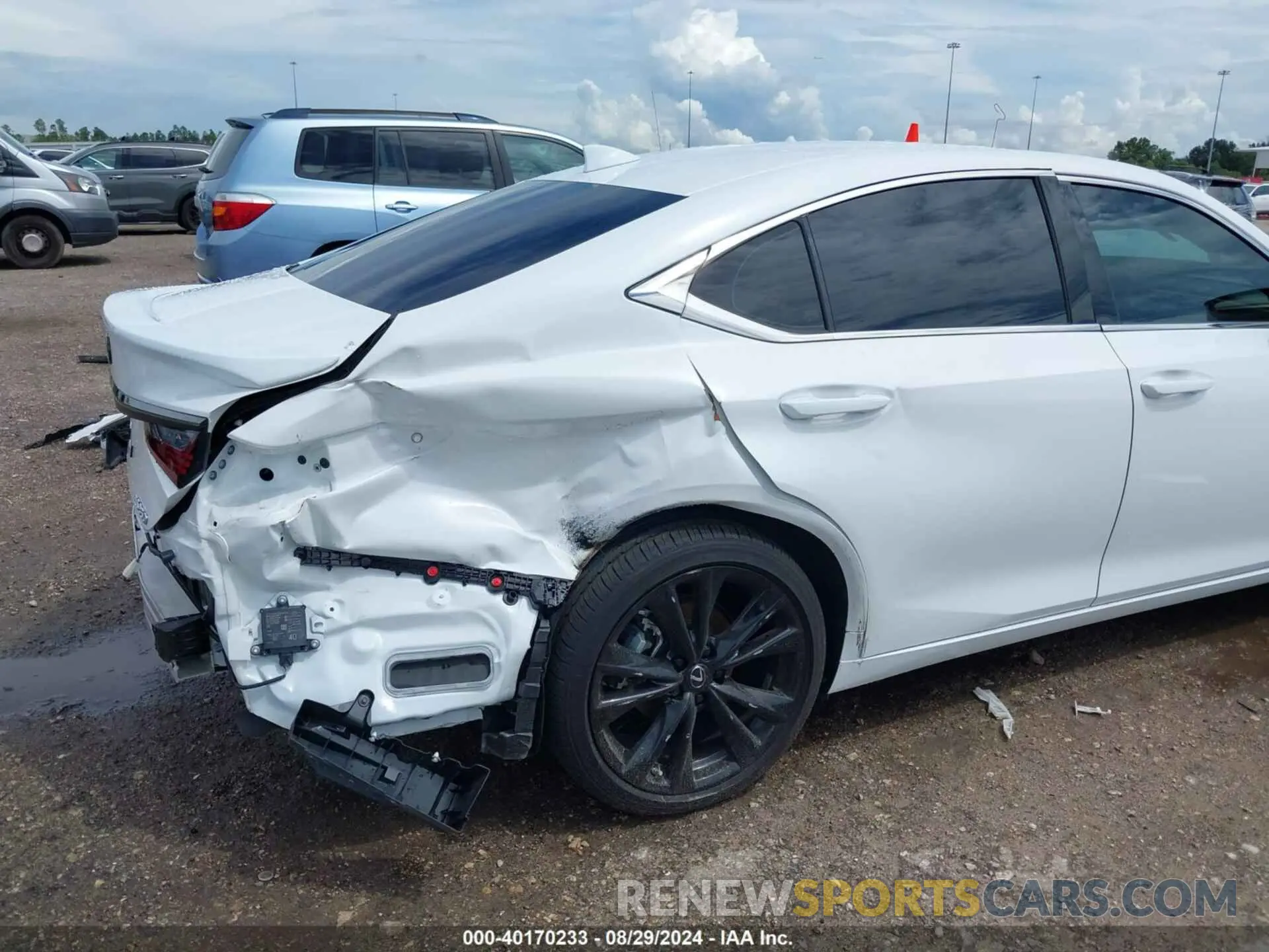 20 fotografías del automóvil dañado 58AJZ1B13RU160888 LEXUS ES 350 2024