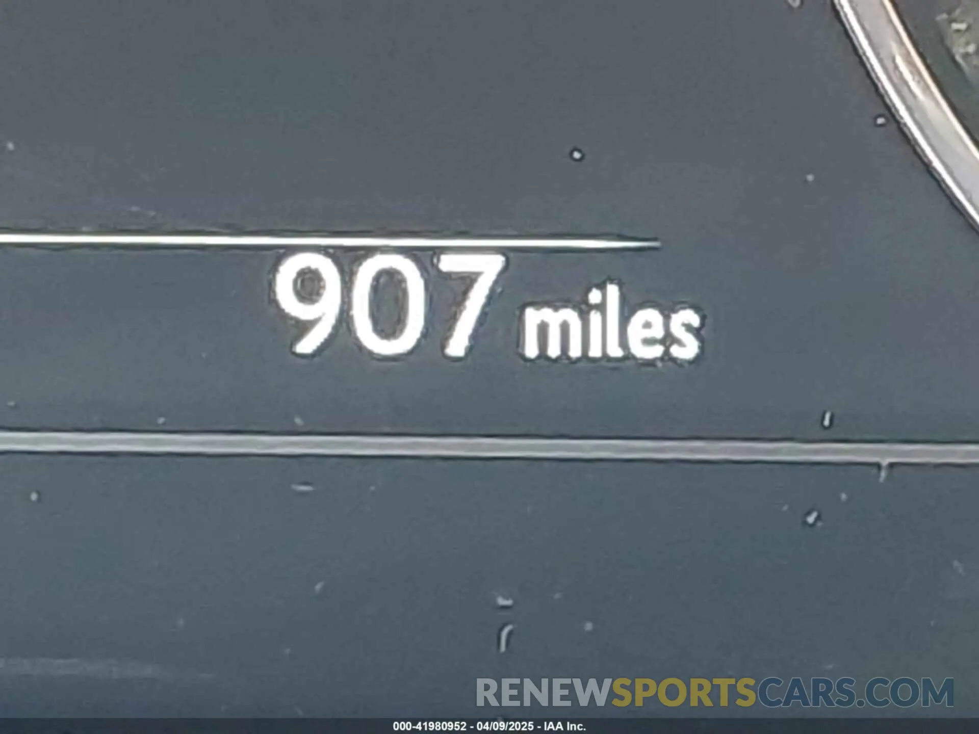 14 fotografías del automóvil dañado 58ADZ1B15SU199856 LEXUS ES 350 2025