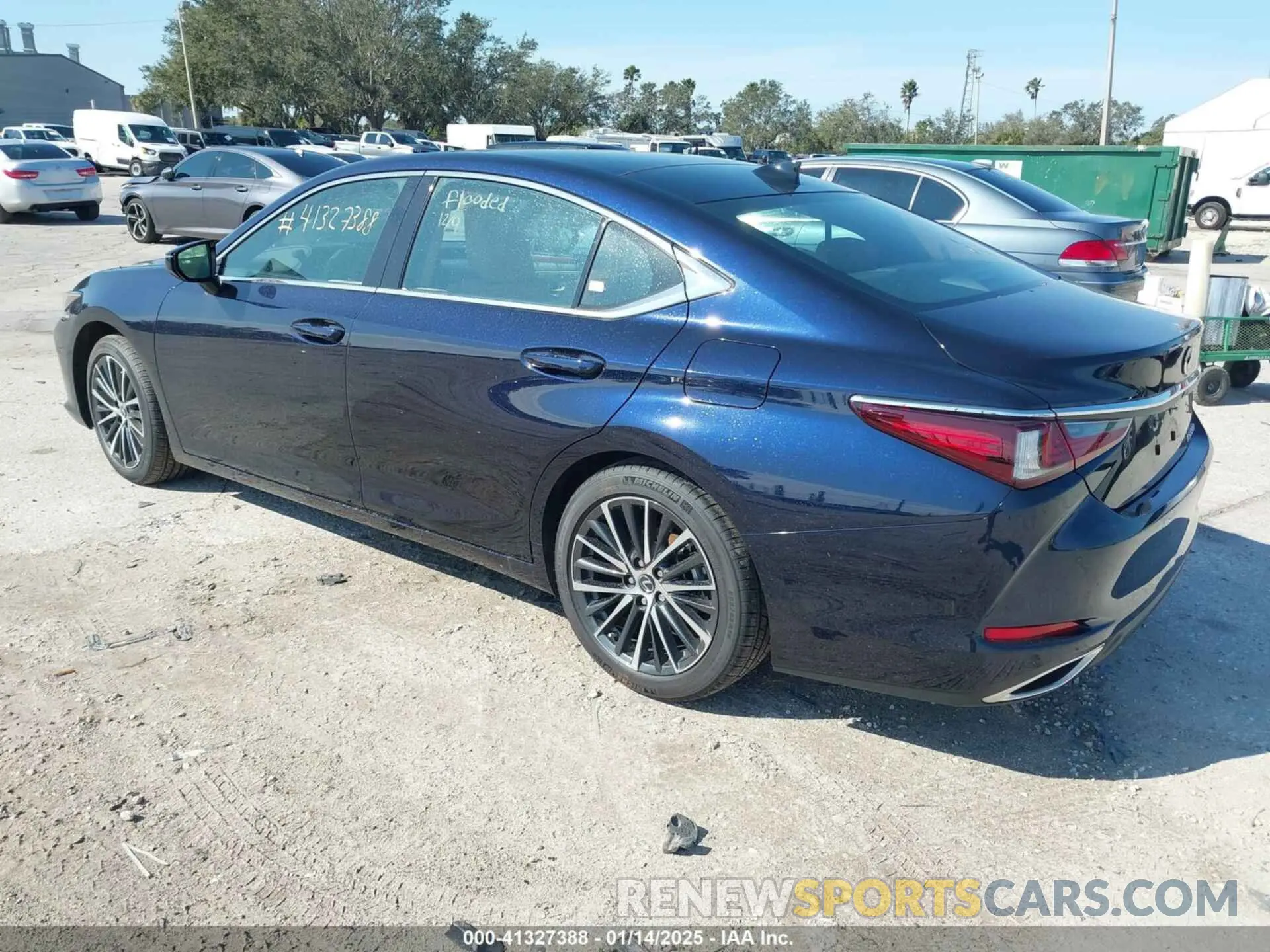 3 fotografías del automóvil dañado 58ADZ1B17SU185036 LEXUS ES 350 2025