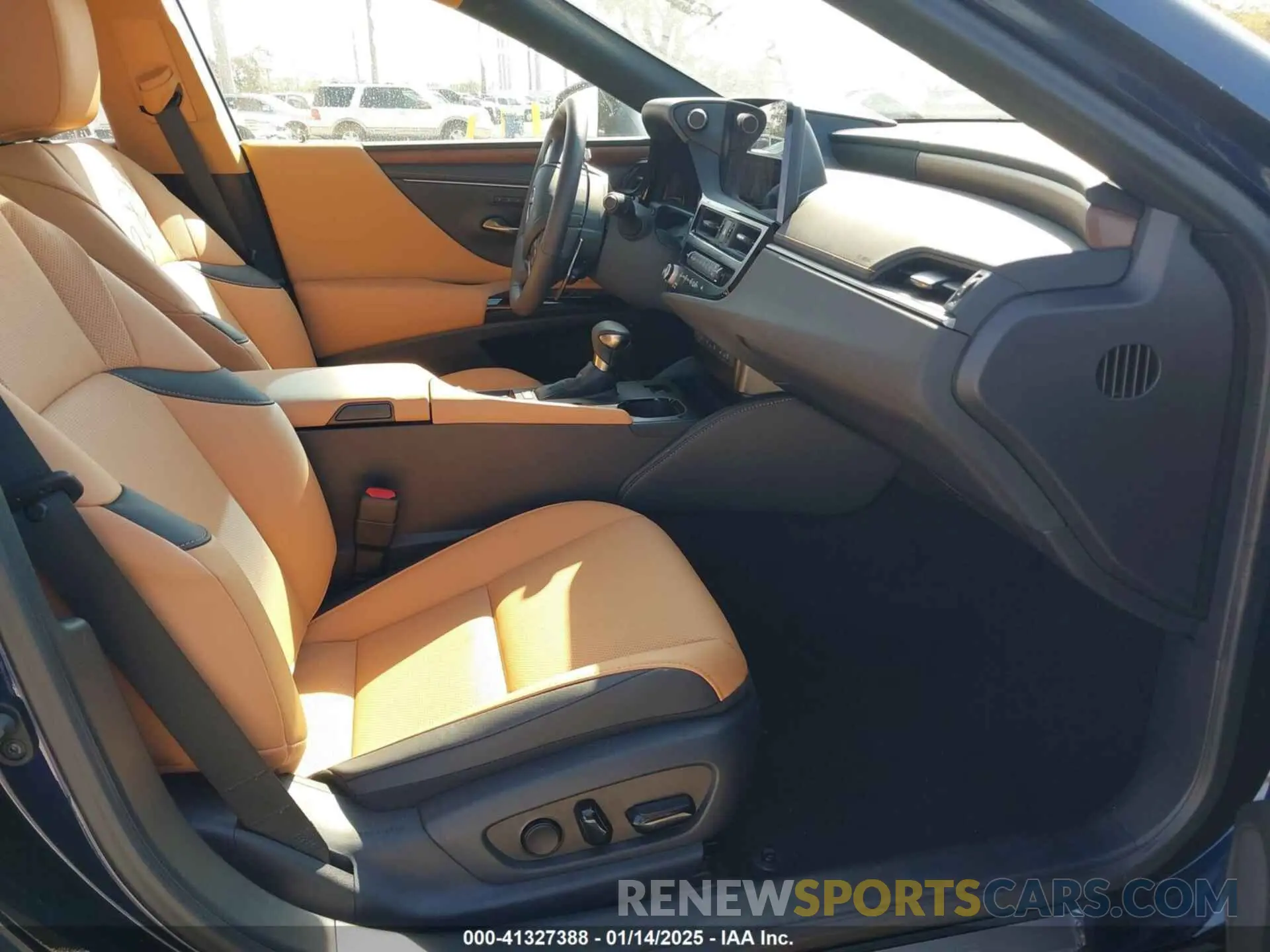 5 fotografías del automóvil dañado 58ADZ1B17SU185036 LEXUS ES 350 2025