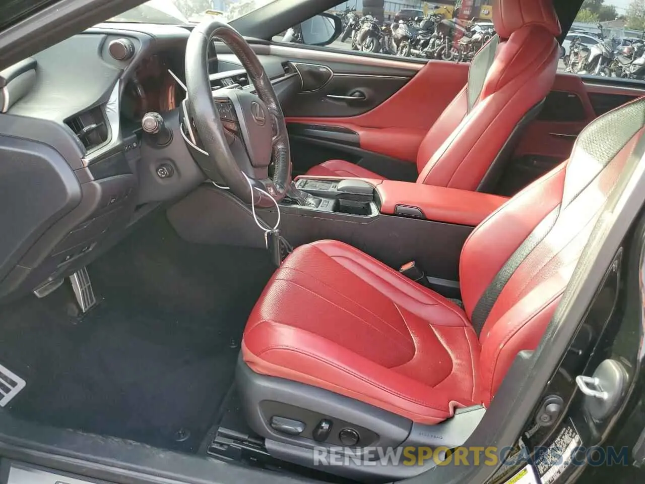 7 fotografías del automóvil dañado 58AGZ1B12LU066731 LEXUS ES 350 F S 2020