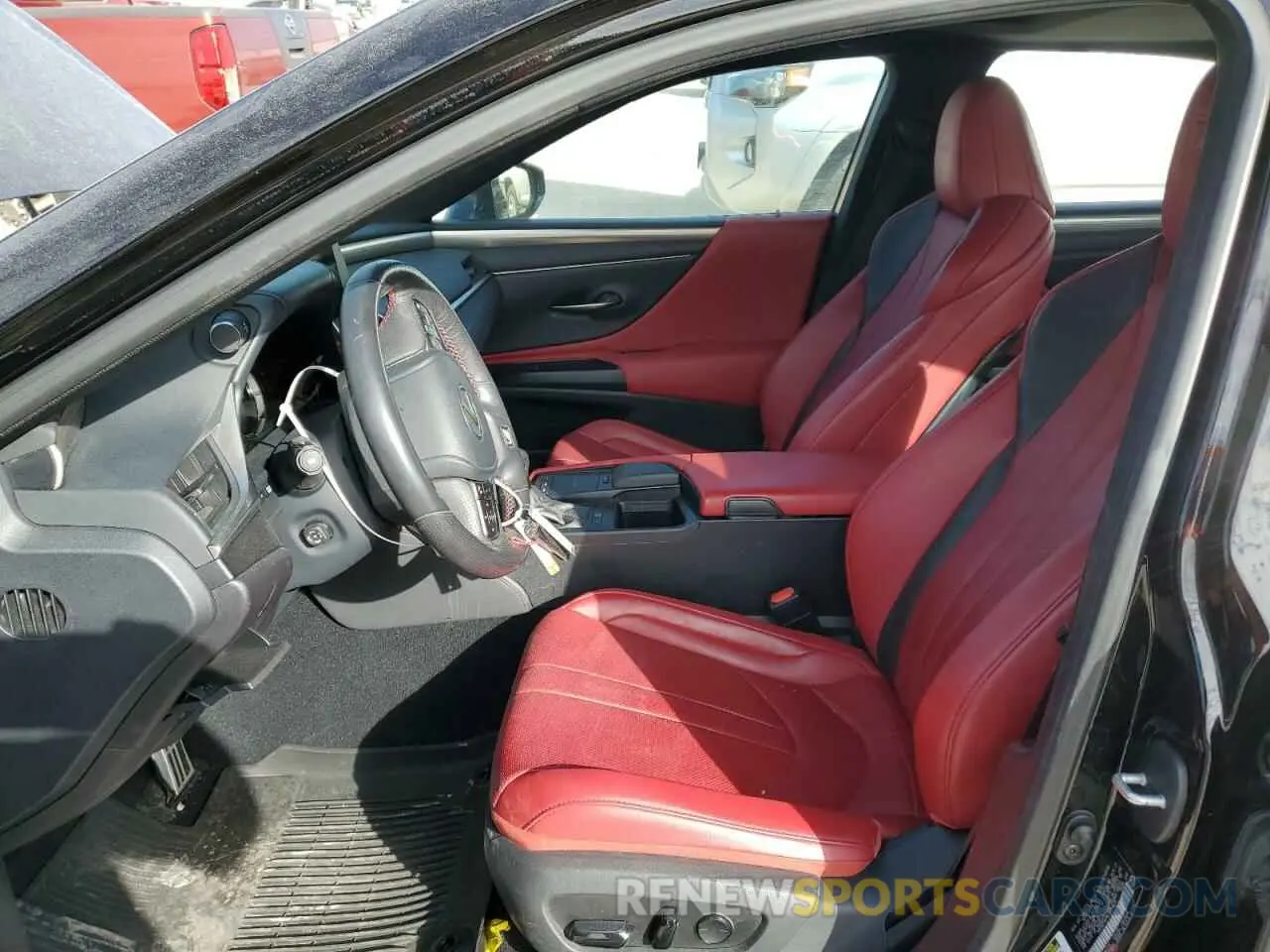 7 fotografías del automóvil dañado 58AGZ1B19LU051630 LEXUS ES 350 F S 2020