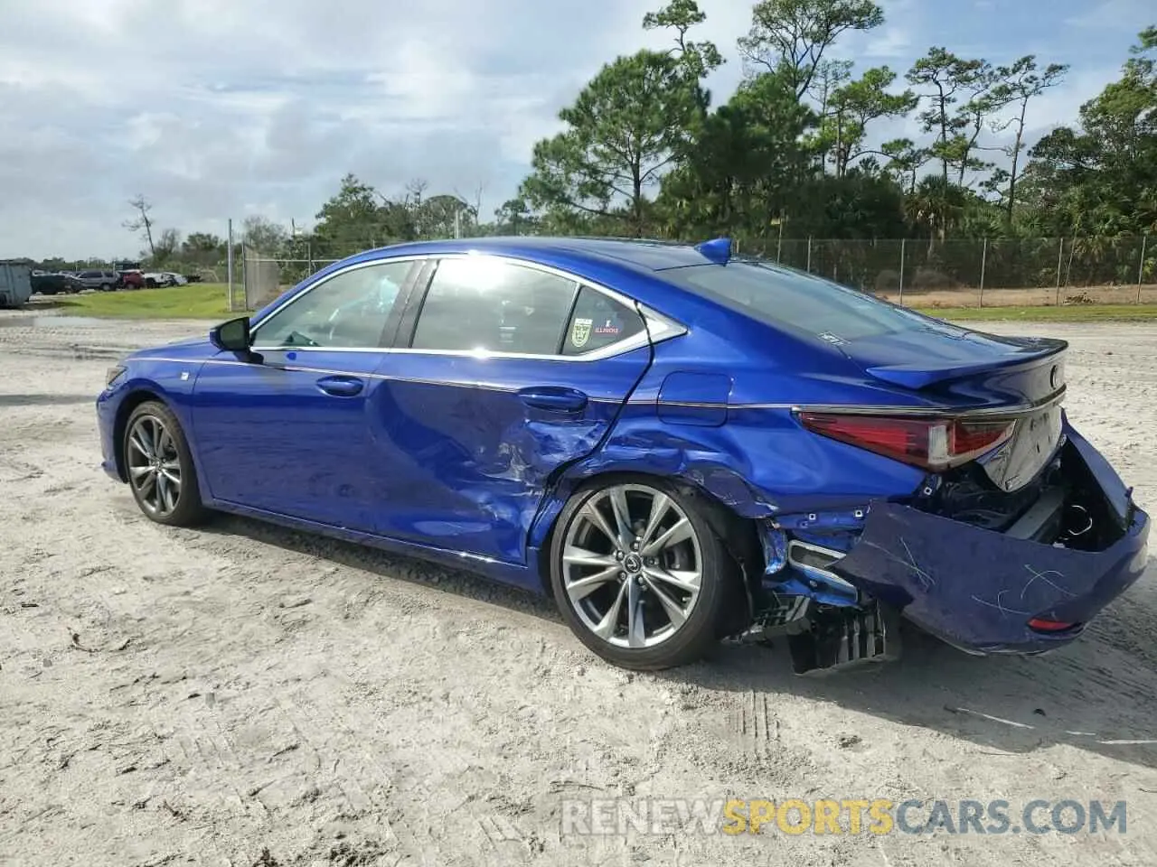 2 fotografías del automóvil dañado 58AGZ1B19LU064958 LEXUS ES 350 F S 2020