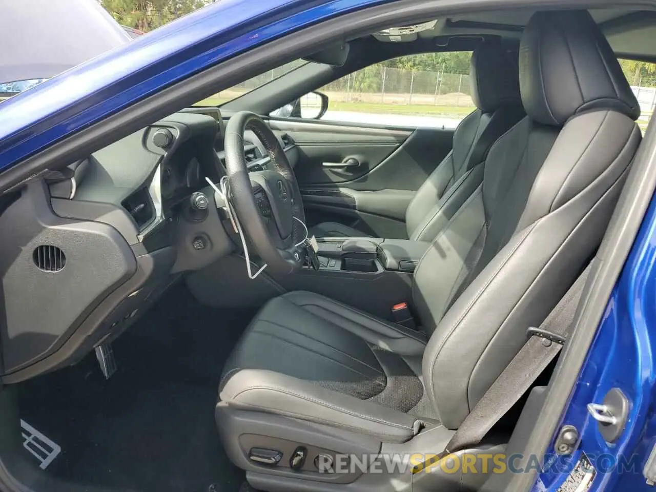 7 fotografías del automóvil dañado 58AGZ1B19LU064958 LEXUS ES 350 F S 2020