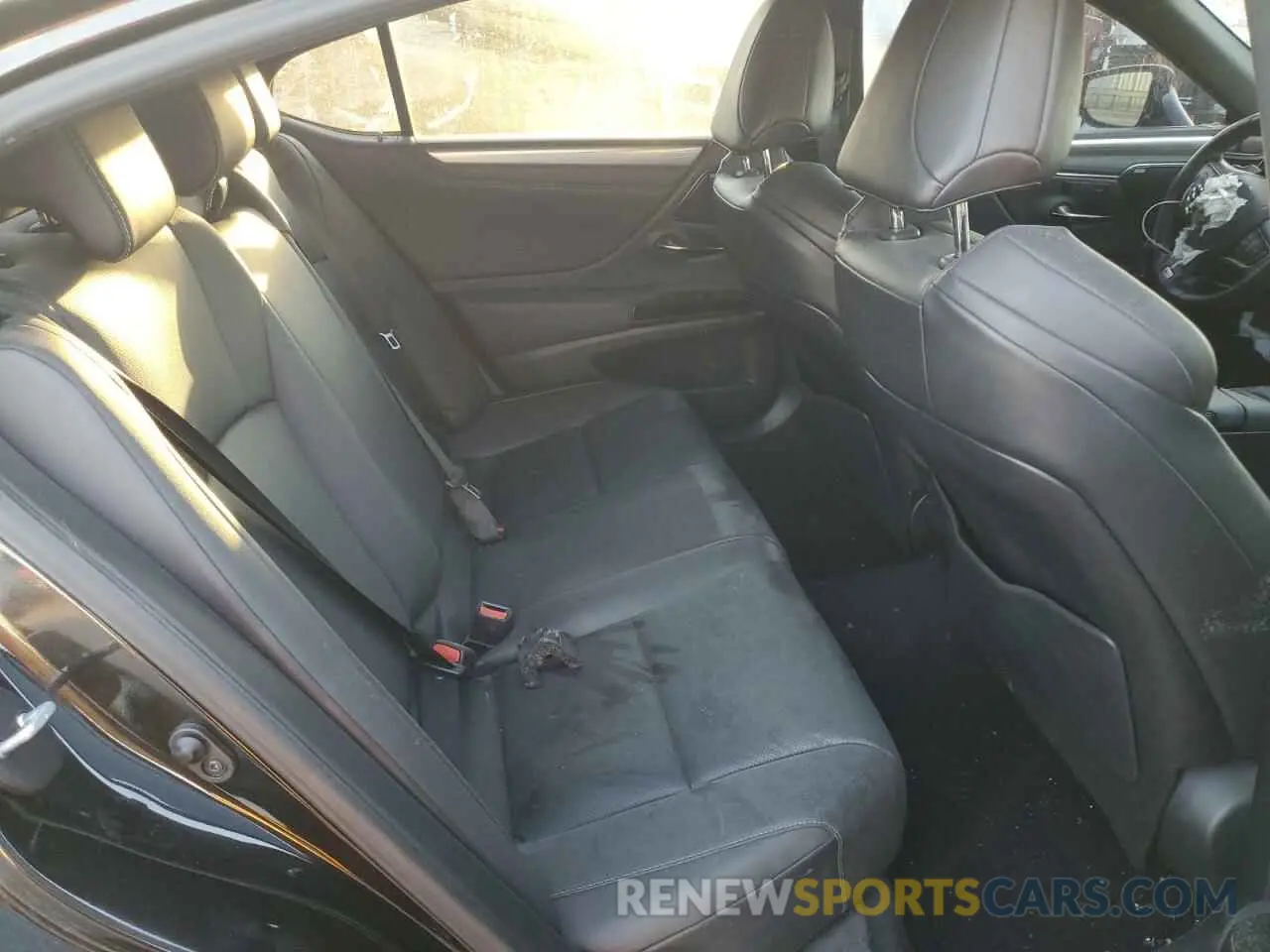 10 fotografías del automóvil dañado 58AJZ1B13PU149760 LEXUS ES 350 F S 2023