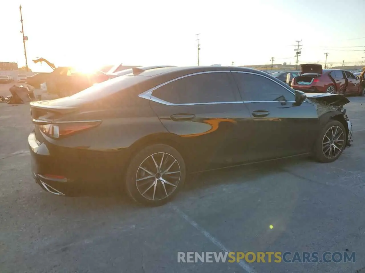 3 fotografías del automóvil dañado 58AJZ1B13PU149760 LEXUS ES 350 F S 2023