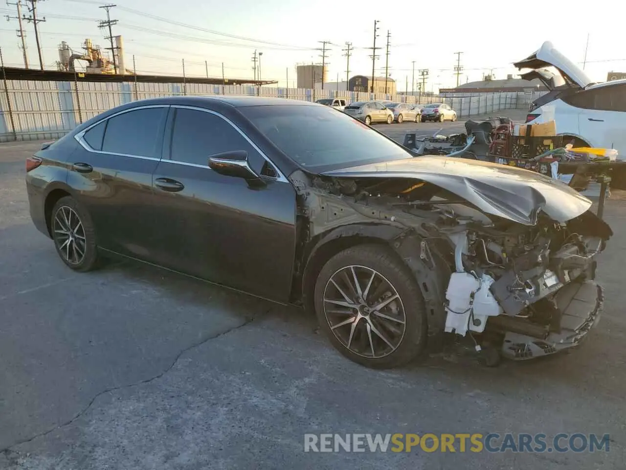 4 fotografías del automóvil dañado 58AJZ1B13PU149760 LEXUS ES 350 F S 2023