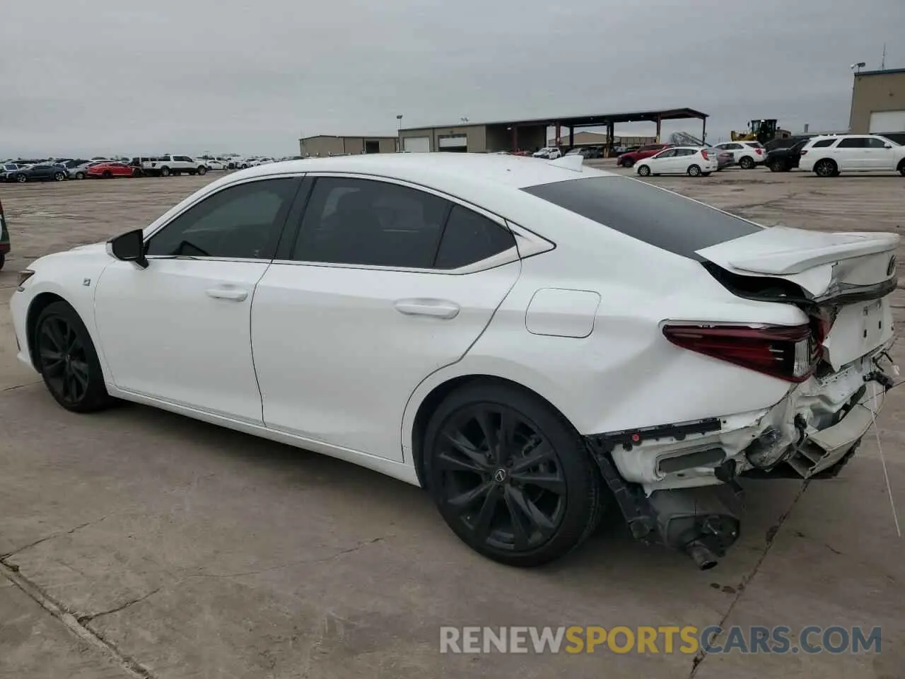2 fotografías del automóvil dañado 58AJZ1B17PU152208 LEXUS ES 350 F S 2023