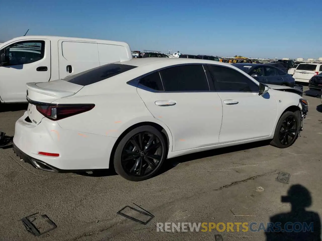 3 fotografías del automóvil dañado 58AJZ1B17RU161106 LEXUS ES 350 F S 2024