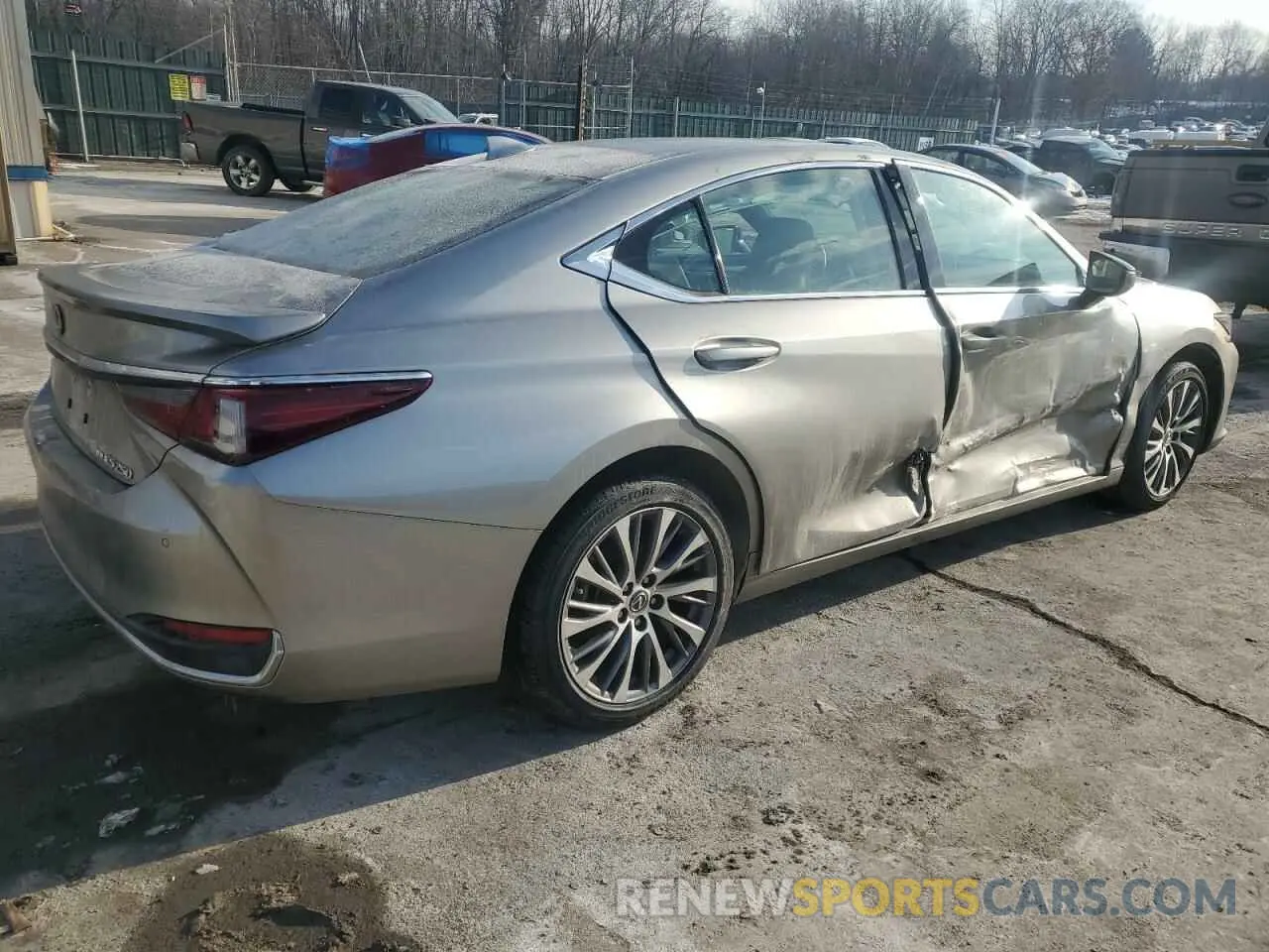 3 fotografías del automóvil dañado 58AD11D14MU006488 LEXUS ES250 2021