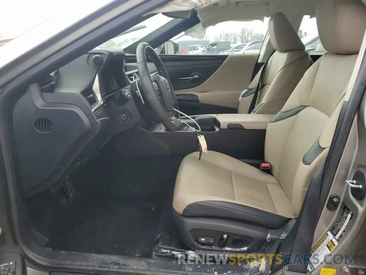 7 fotografías del automóvil dañado 58AD11D14MU006488 LEXUS ES250 2021
