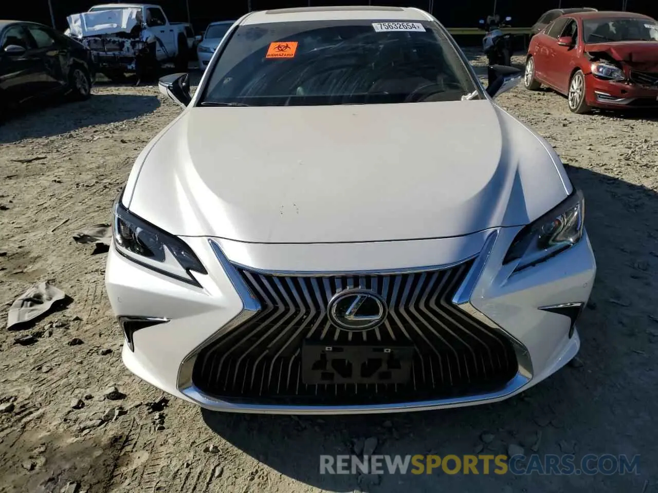 5 fotografías del automóvil dañado 58AD11D16MU007089 LEXUS ES250 2021