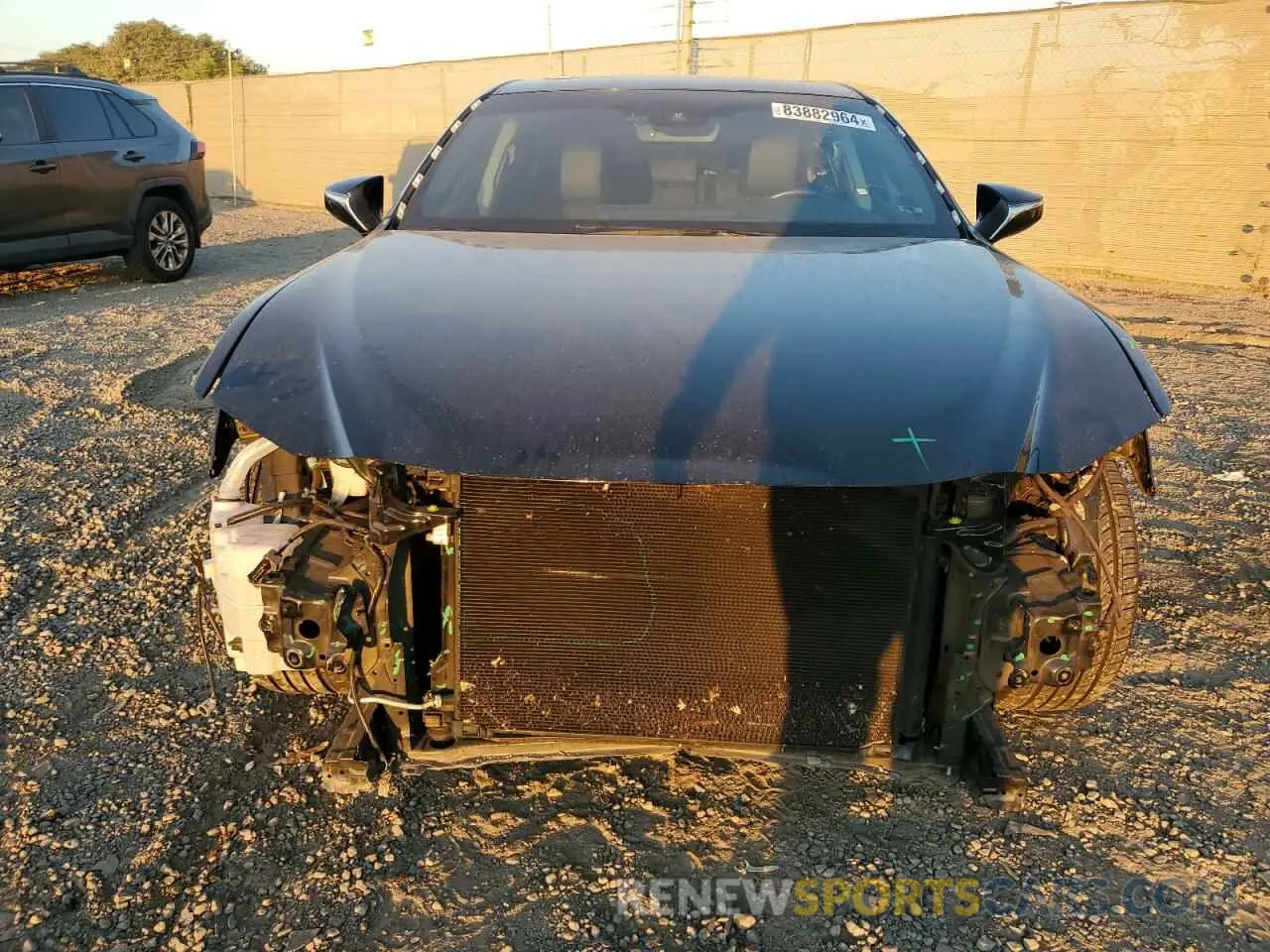 5 fotografías del automóvil dañado 58AD11D19MU007488 LEXUS ES250 2021
