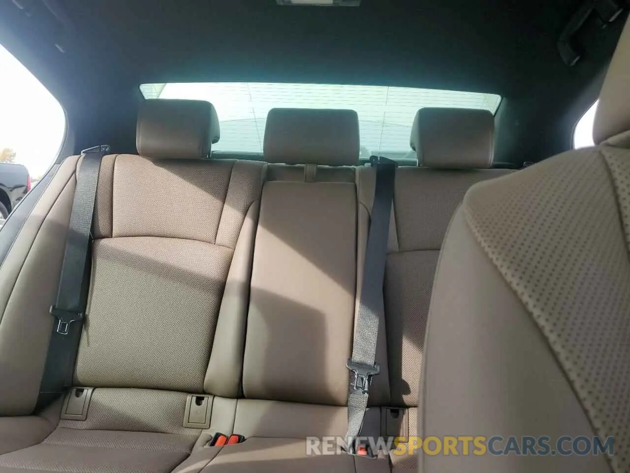 10 fotografías del automóvil dañado 58AD11D13NU009190 LEXUS ES250 2022