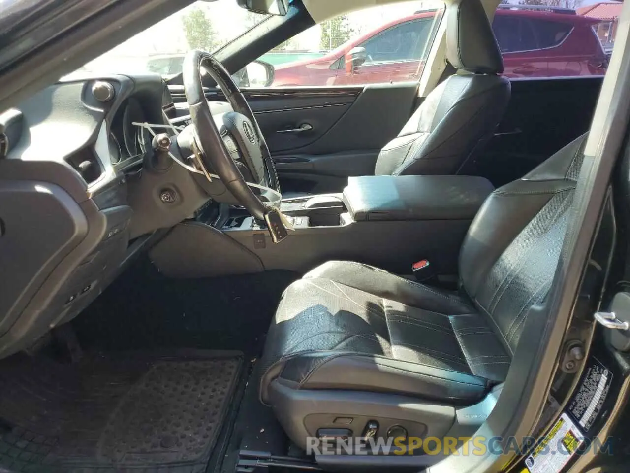 7 fotografías del automóvil dañado 58AB21B11KU003746 LEXUS ES300 2019