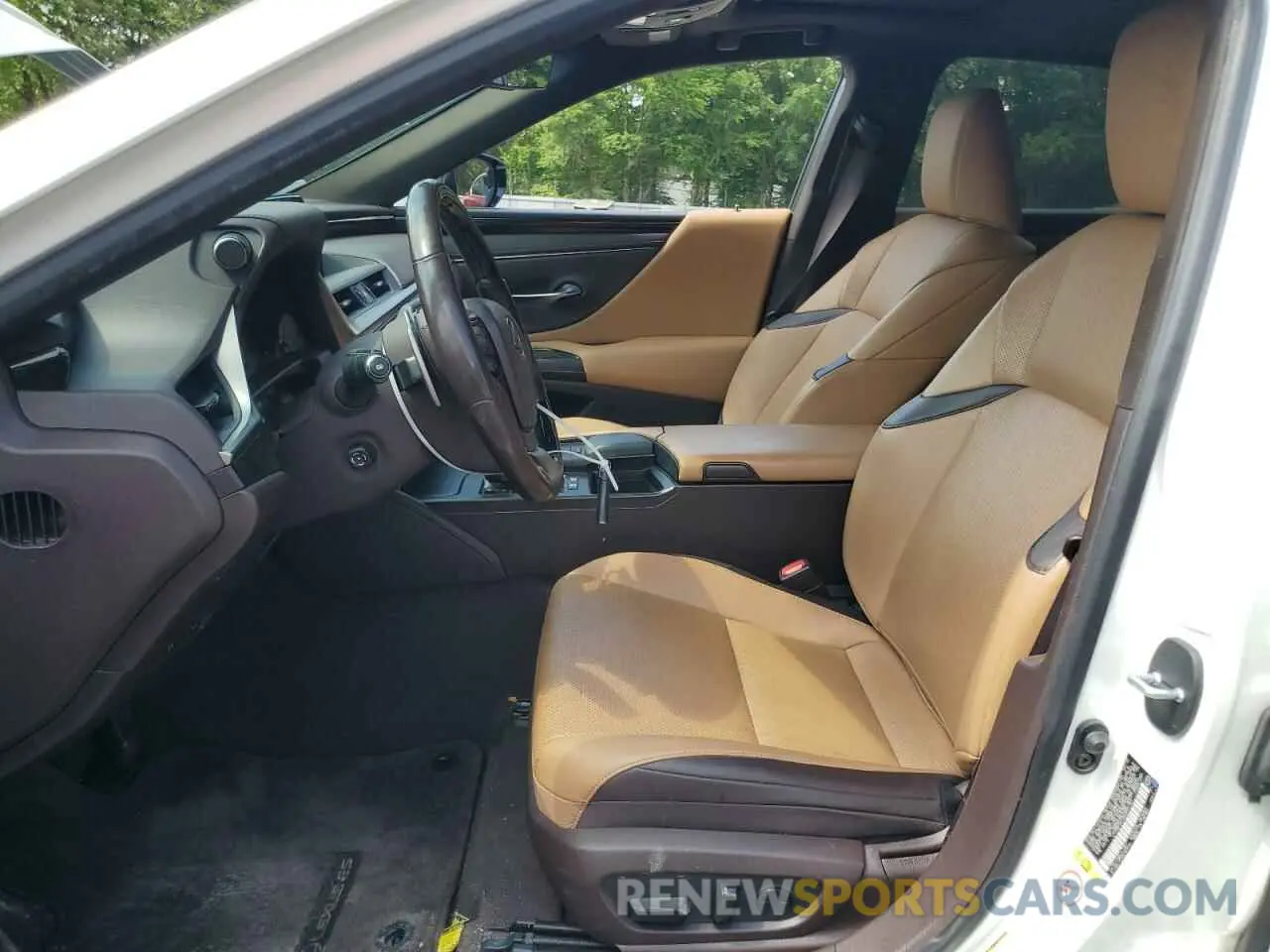 7 fotografías del automóvil dañado JTHB21B10K2001721 LEXUS ES300 2019