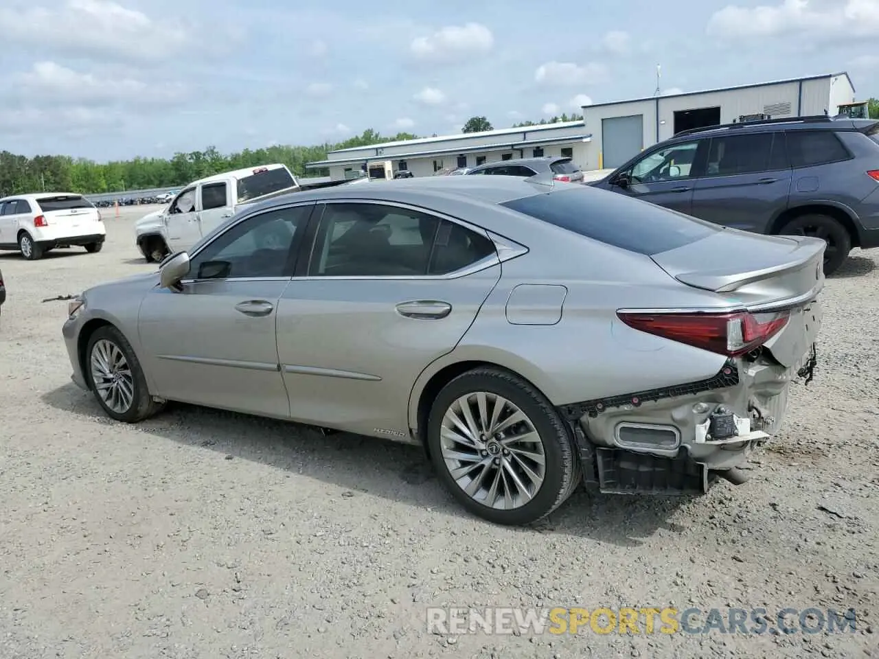 2 fotografías del automóvil dañado JTHB21B12K2006306 LEXUS ES300 2019
