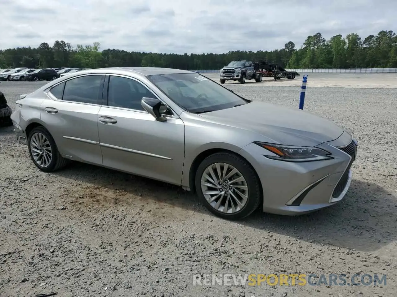 4 fotografías del automóvil dañado JTHB21B12K2006306 LEXUS ES300 2019