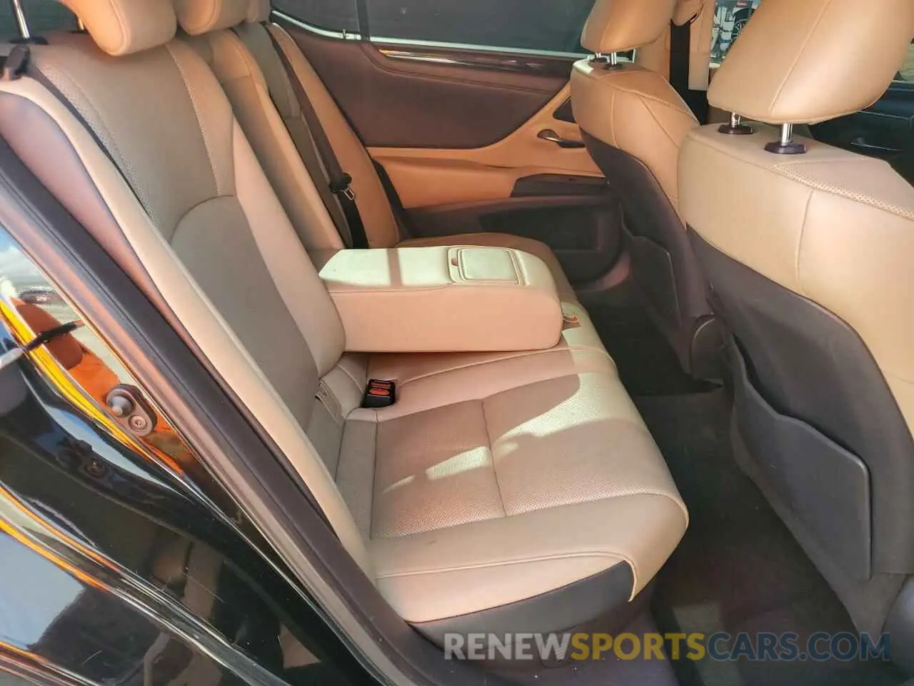 10 fotografías del automóvil dañado 58AD21B15LU005512 LEXUS ES300 2020