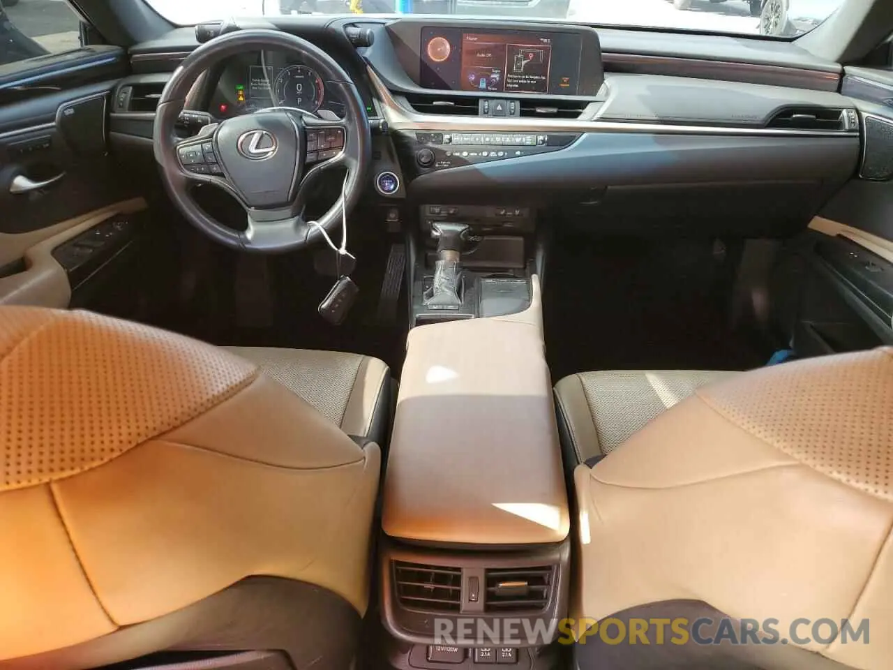 8 fotografías del automóvil dañado 58AD21B15LU005512 LEXUS ES300 2020