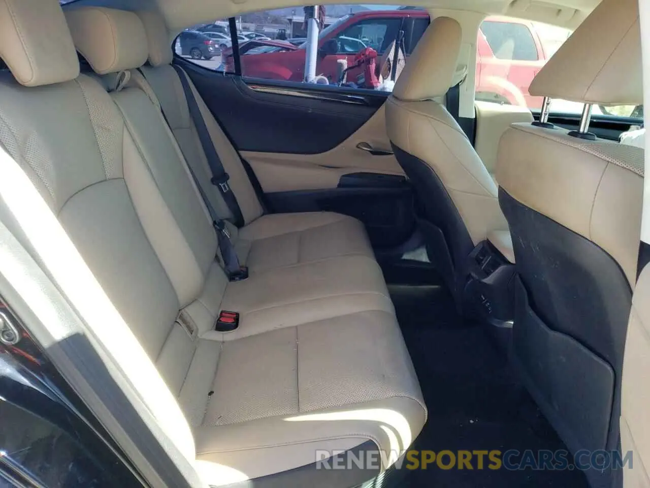 6 fotografías del automóvil dañado 58AD21B16LU008824 LEXUS ES300 2020