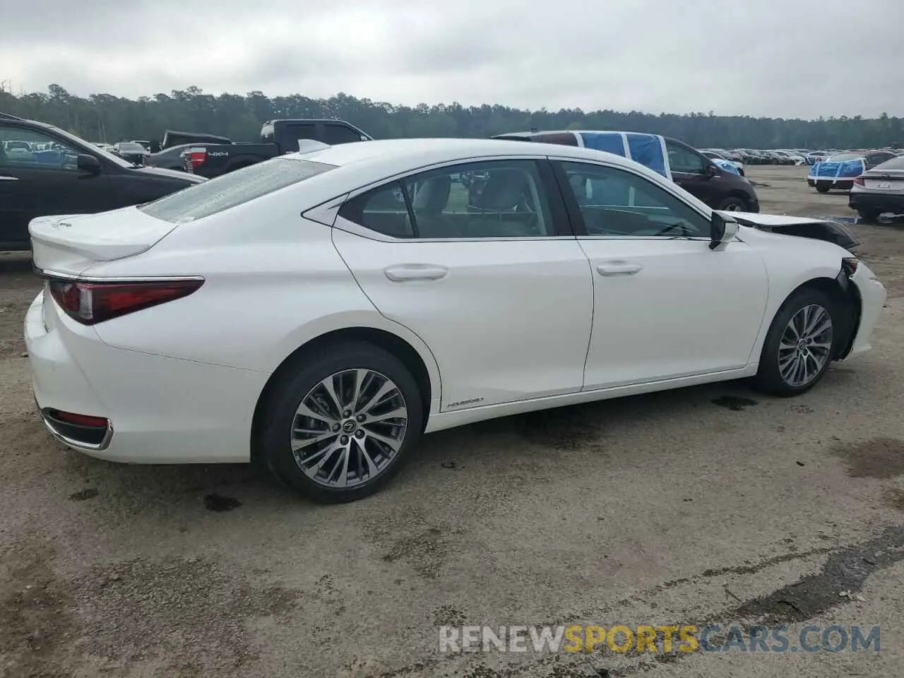 3 fotografías del automóvil dañado 58AD21B17LU009951 LEXUS ES300 2020