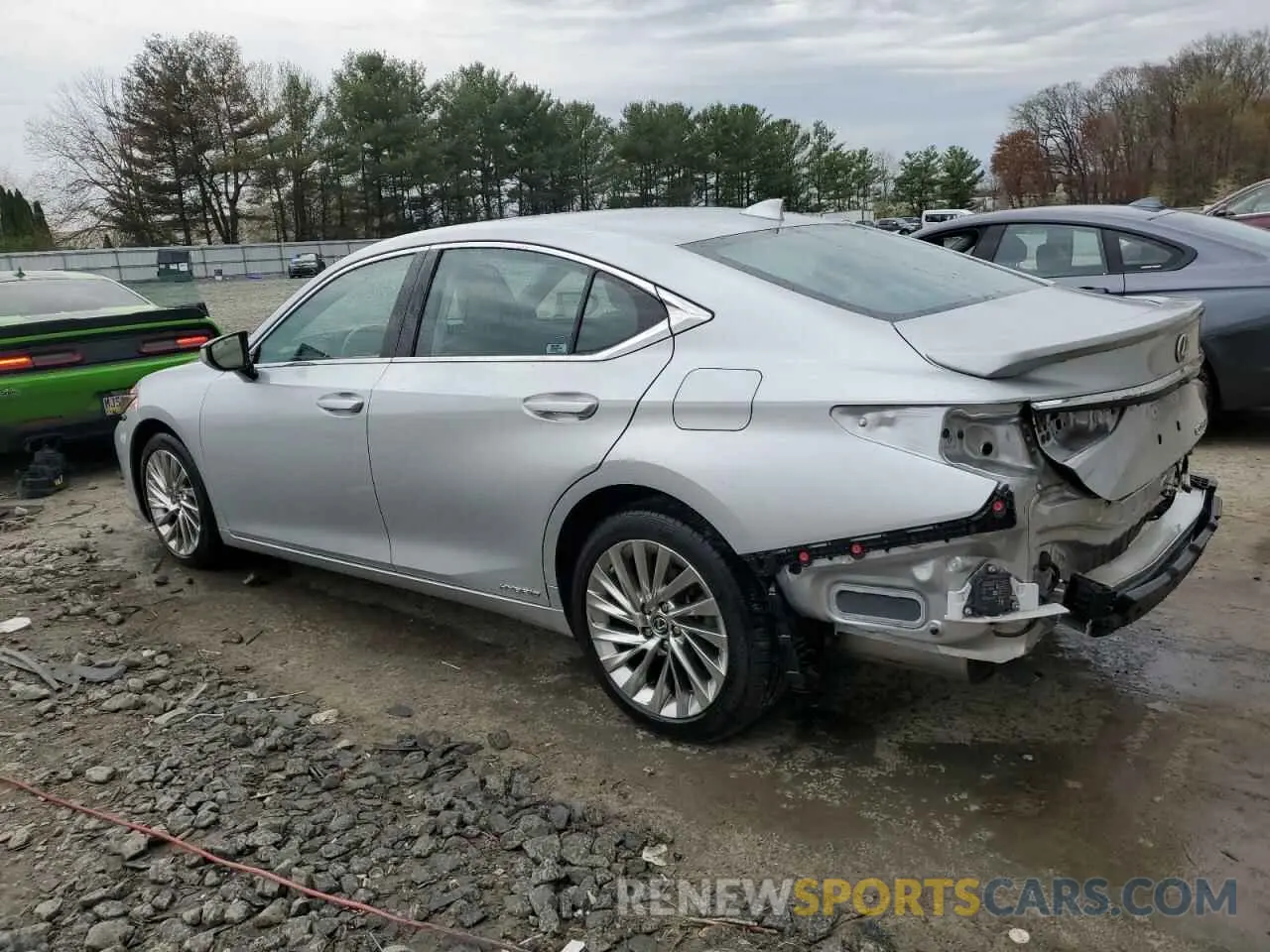 2 fotografías del automóvil dañado 58AE21B12LU007156 LEXUS ES300 2020