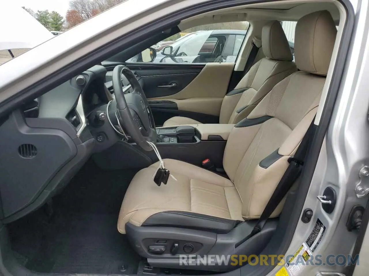 7 fotografías del automóvil dañado 58AE21B12LU007156 LEXUS ES300 2020