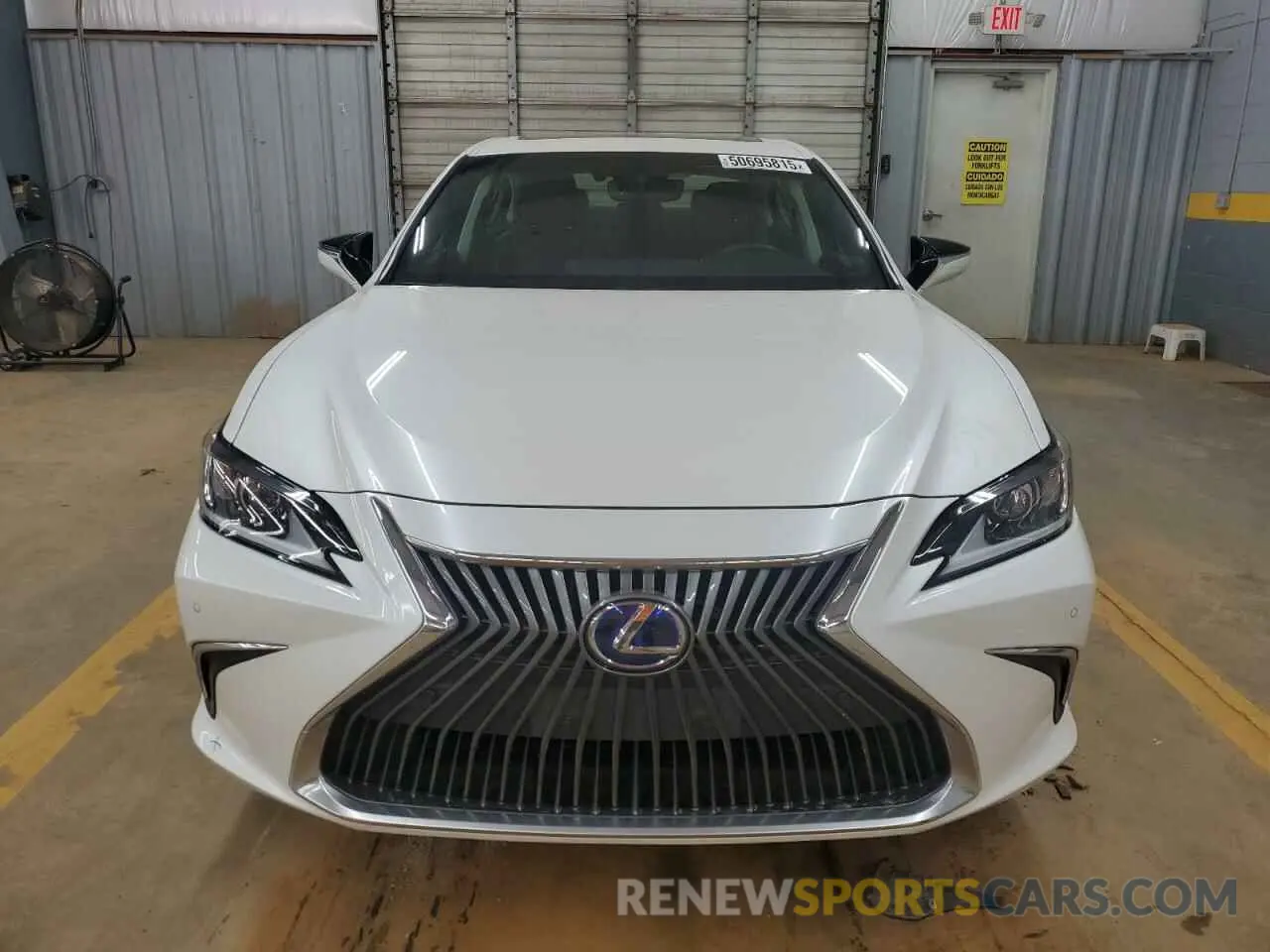 5 fotografías del automóvil dañado 58AE21B15LU004896 LEXUS ES300 2020