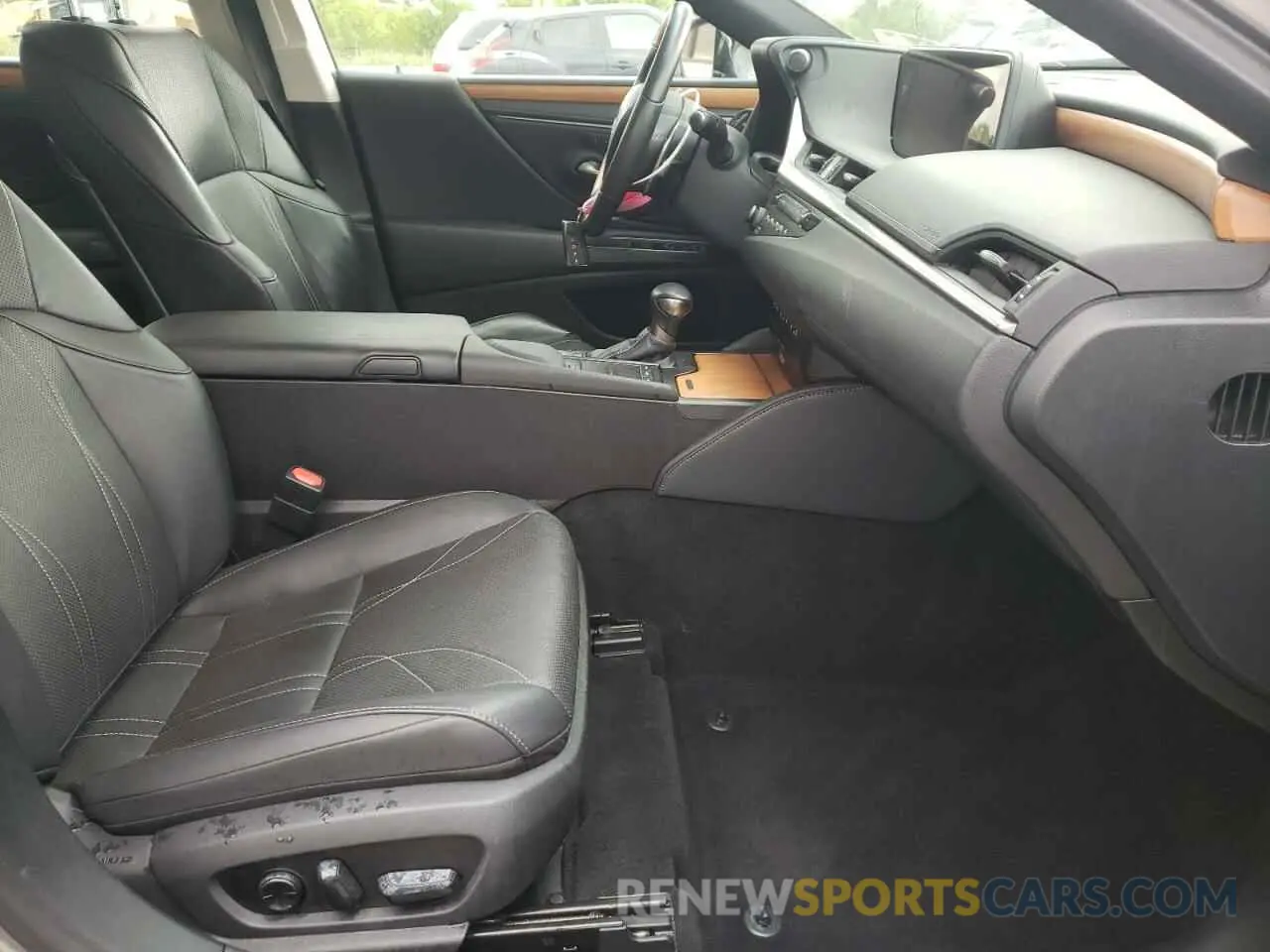 5 fotografías del automóvil dañado 58AE21B15LU005272 LEXUS ES300 2020