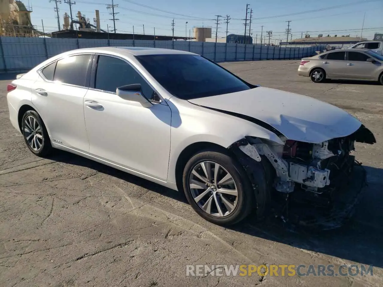 4 fotografías del automóvil dañado 58ACA1C18MU005048 LEXUS ES300 2021