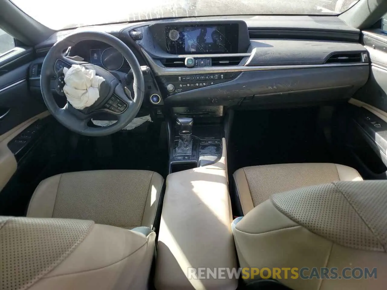 8 fotografías del automóvil dañado 58ACA1C1XMU007237 LEXUS ES300 2021