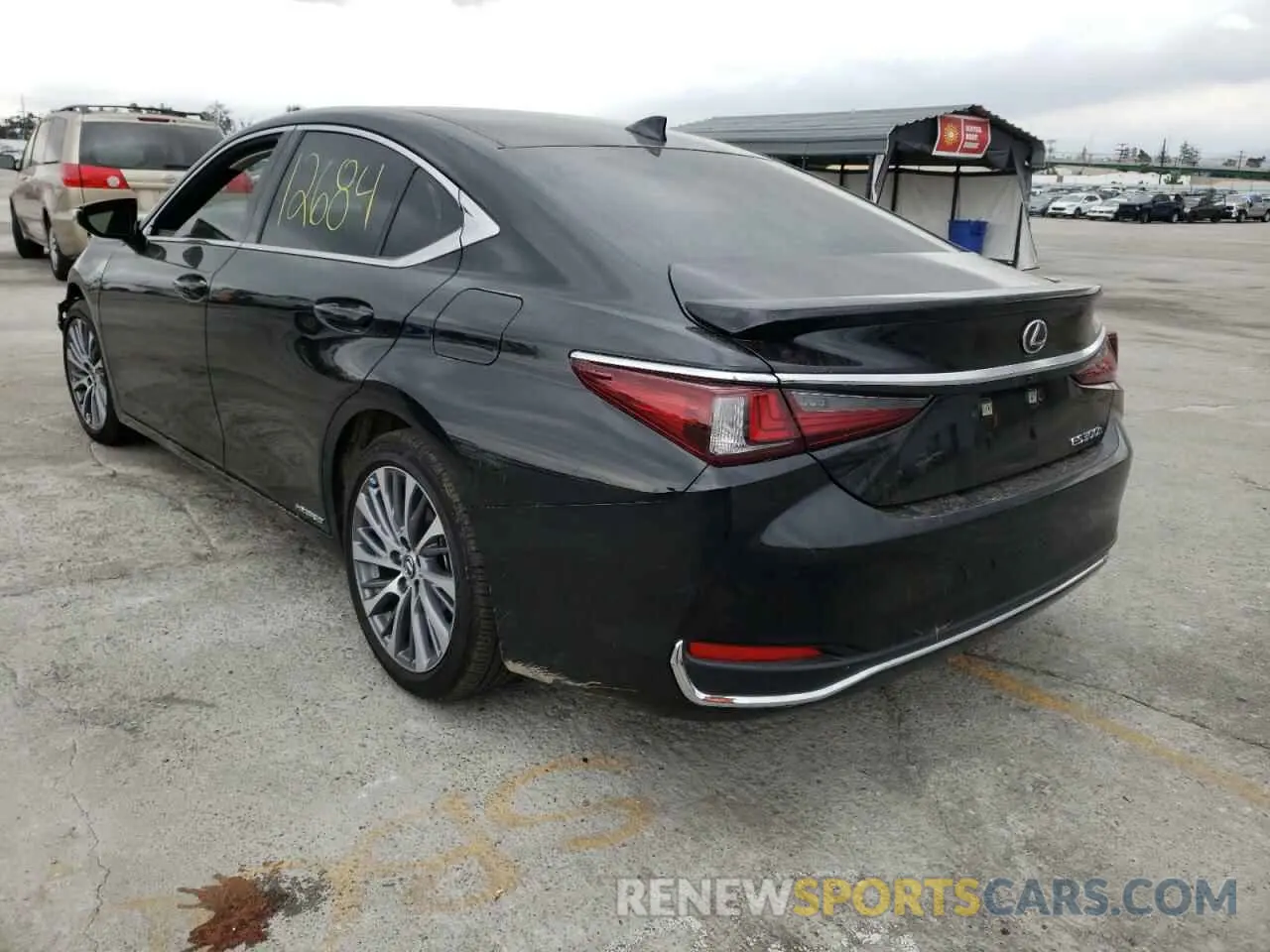 3 fotografías del automóvil dañado 58ADA1C12MU008306 LEXUS ES300 2021