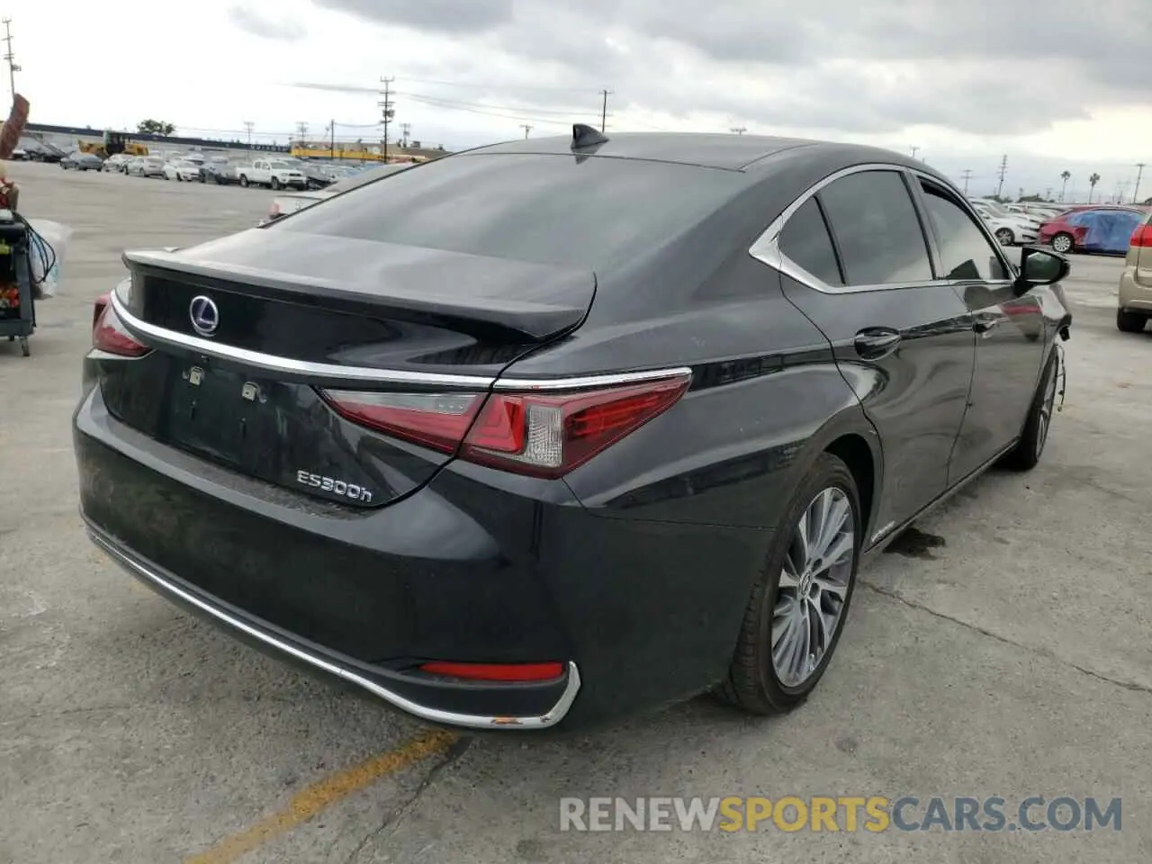 4 fotografías del automóvil dañado 58ADA1C12MU008306 LEXUS ES300 2021