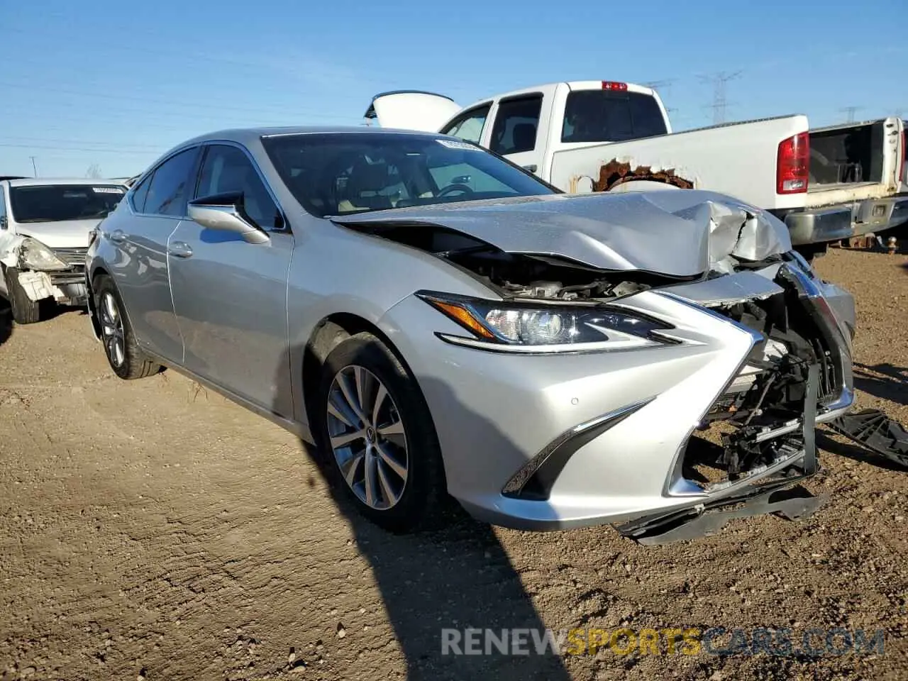 4 fotografías del automóvil dañado 58ADA1C13MU002448 LEXUS ES300 2021