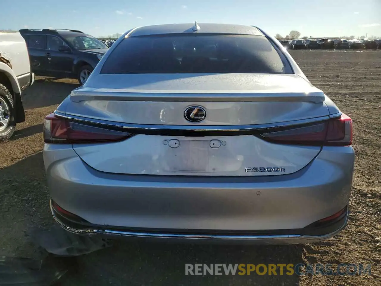 6 fotografías del automóvil dañado 58ADA1C13MU002448 LEXUS ES300 2021
