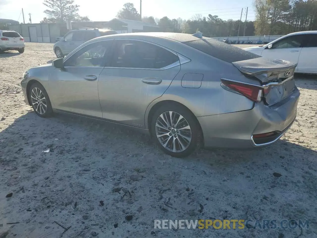 2 fotografías del automóvil dañado 58ADA1C14MU003382 LEXUS ES300 2021